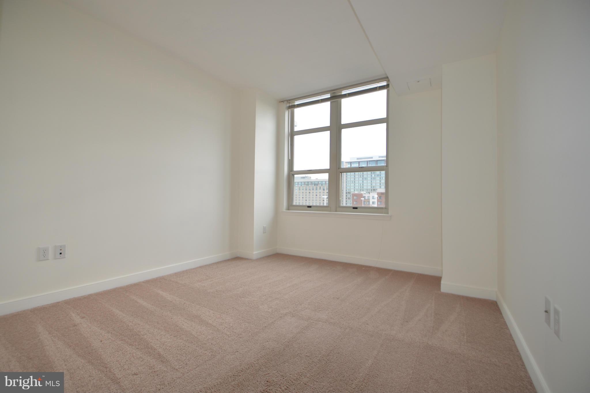 NATIONAL HARBOR - Residential Lease