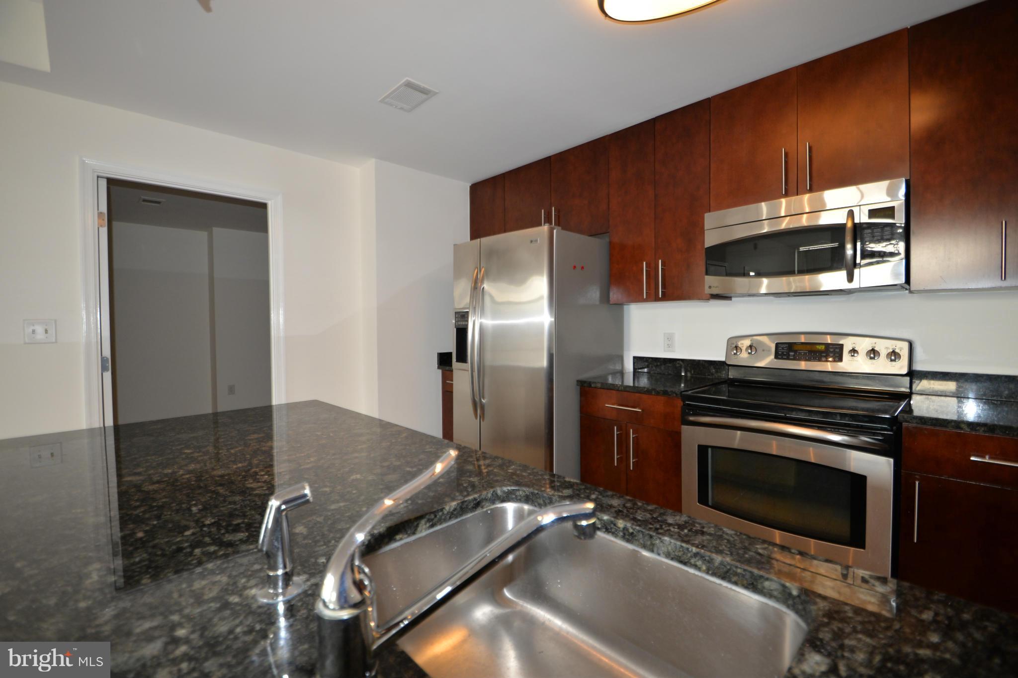 NATIONAL HARBOR - Residential Lease