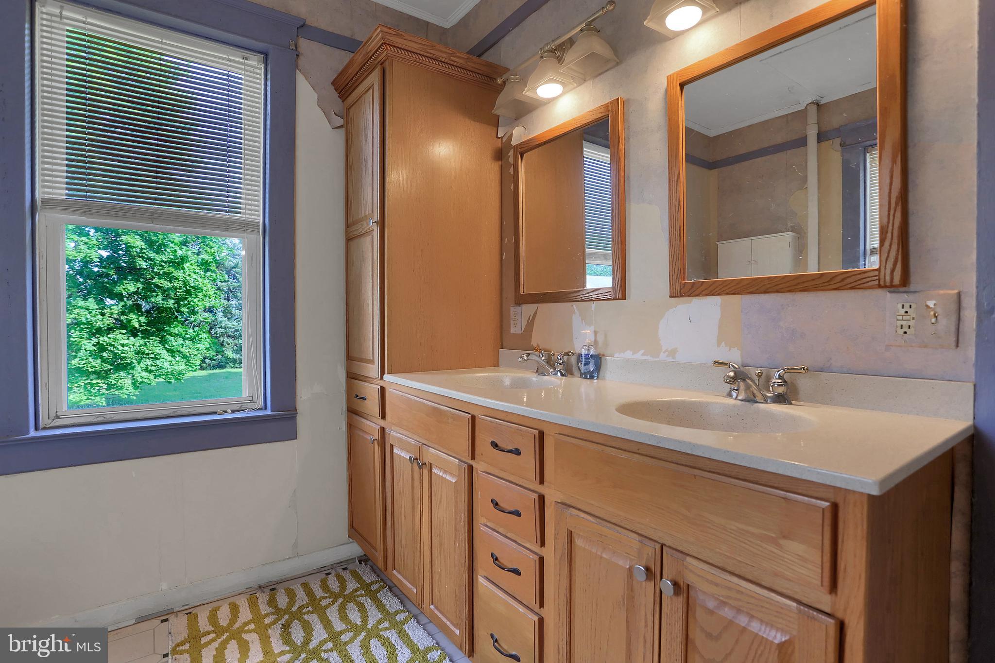 WEST YORK - Residential