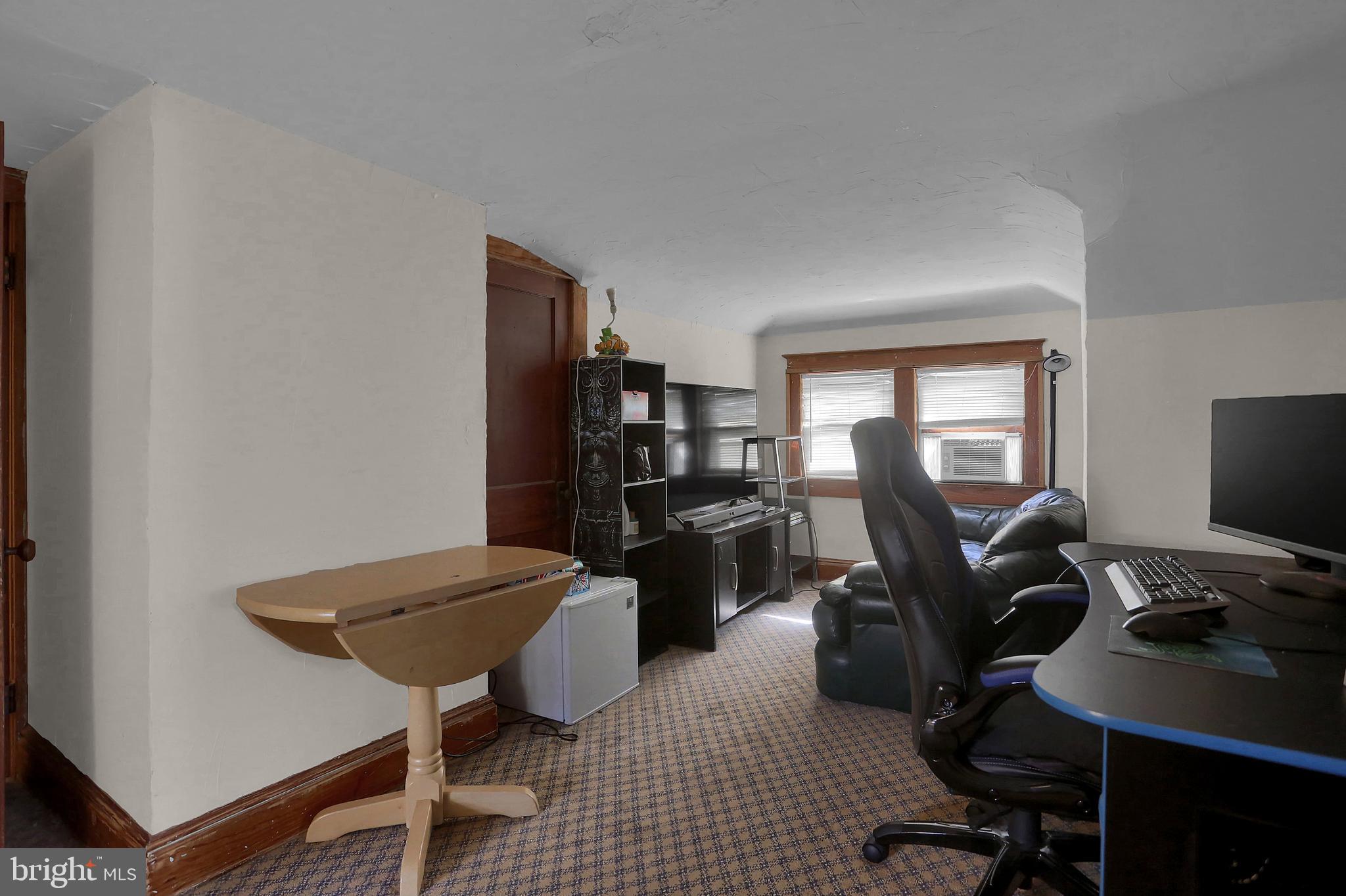 WEST YORK - Residential
