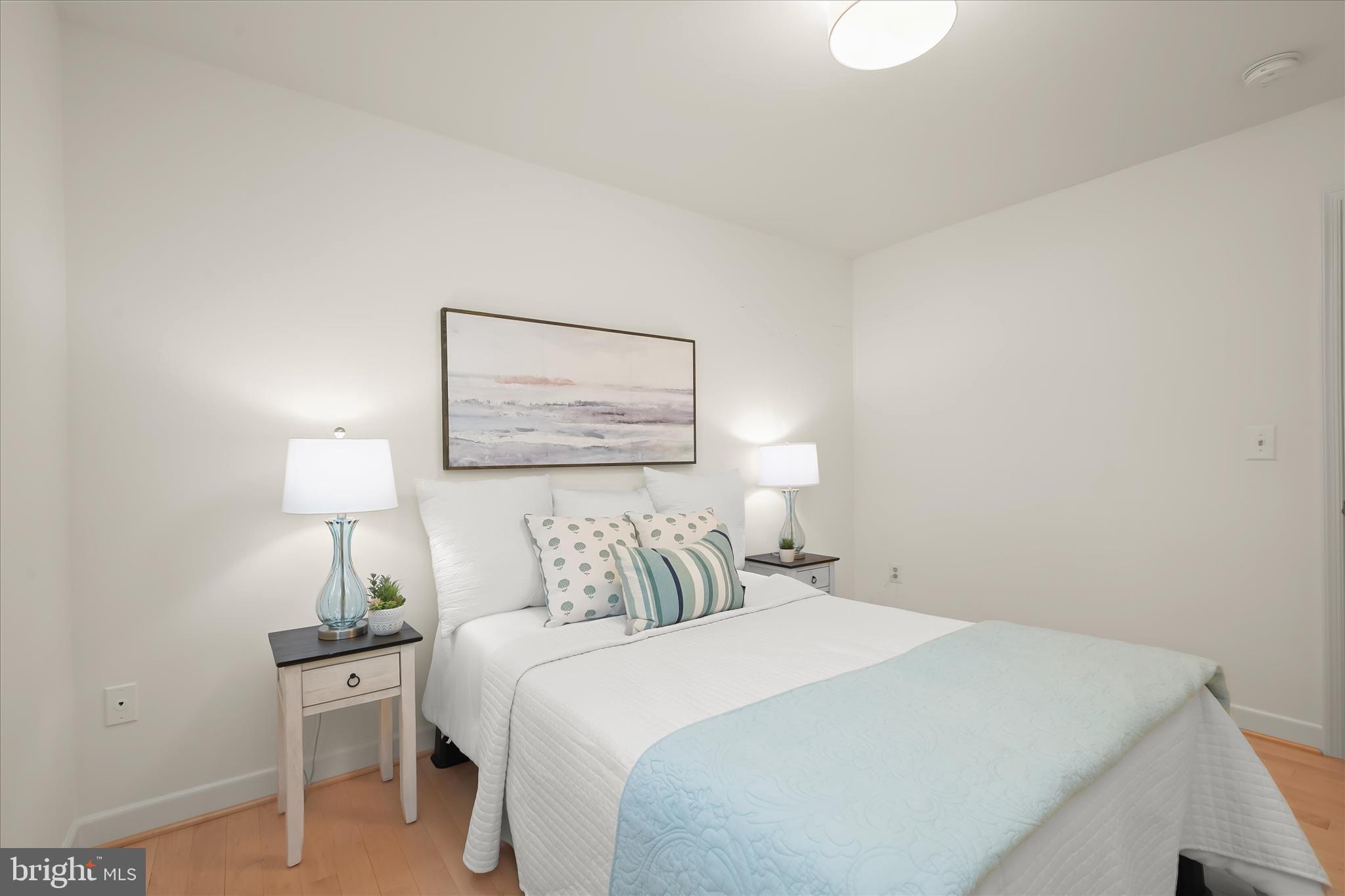 ANNAPOLIS LANDING - Residential