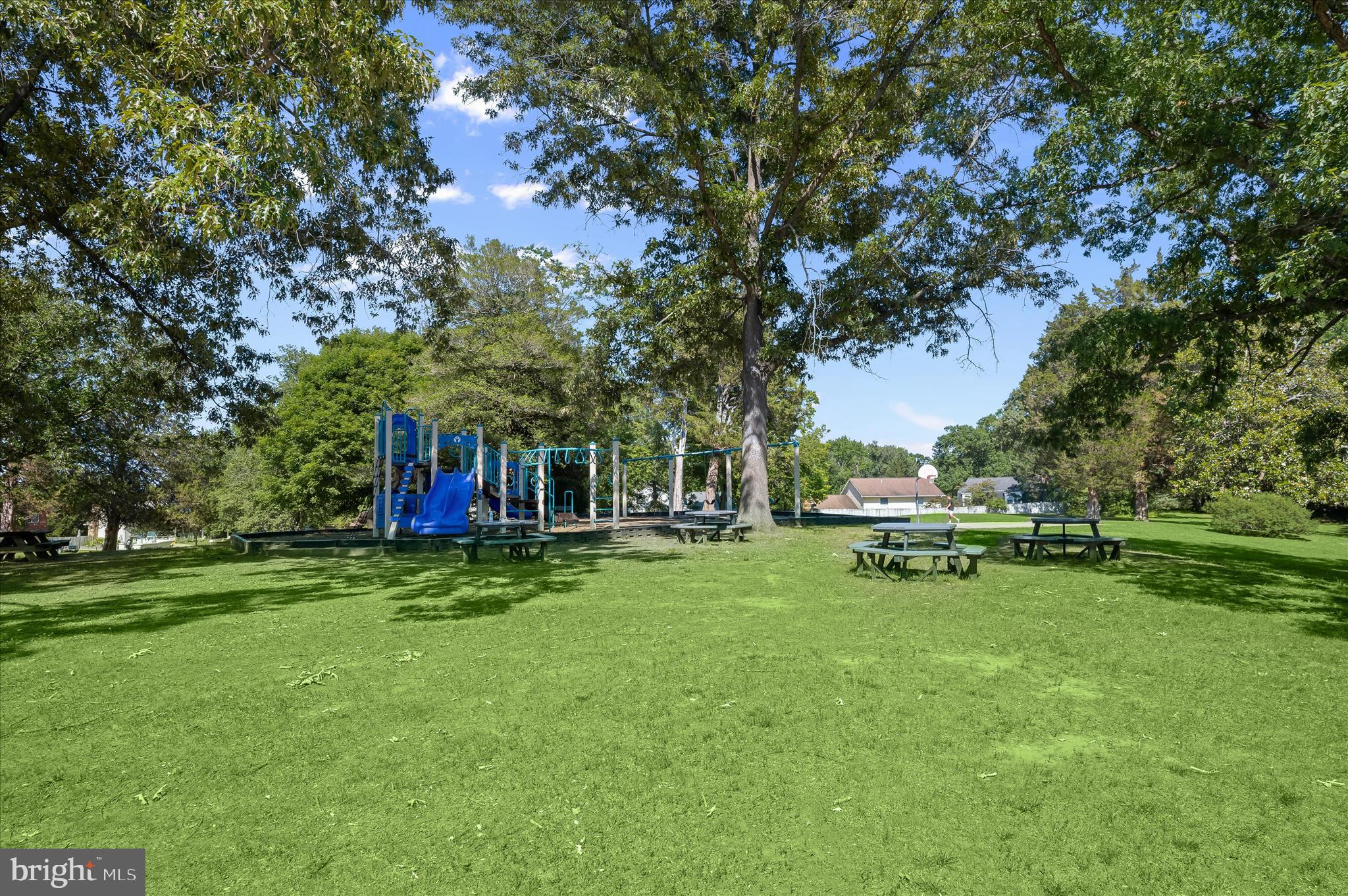 ANNAPOLIS LANDING - Residential