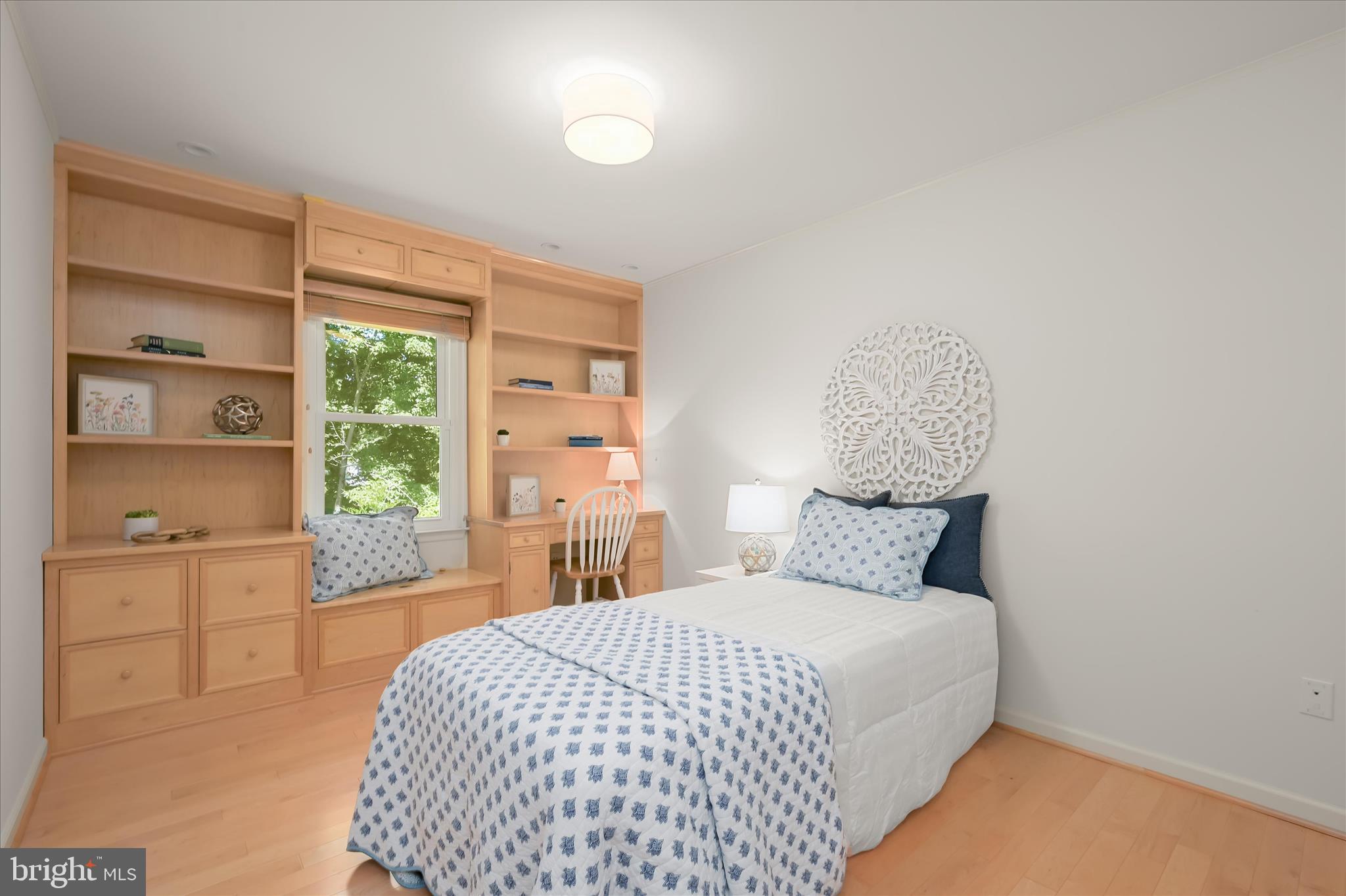 ANNAPOLIS LANDING - Residential