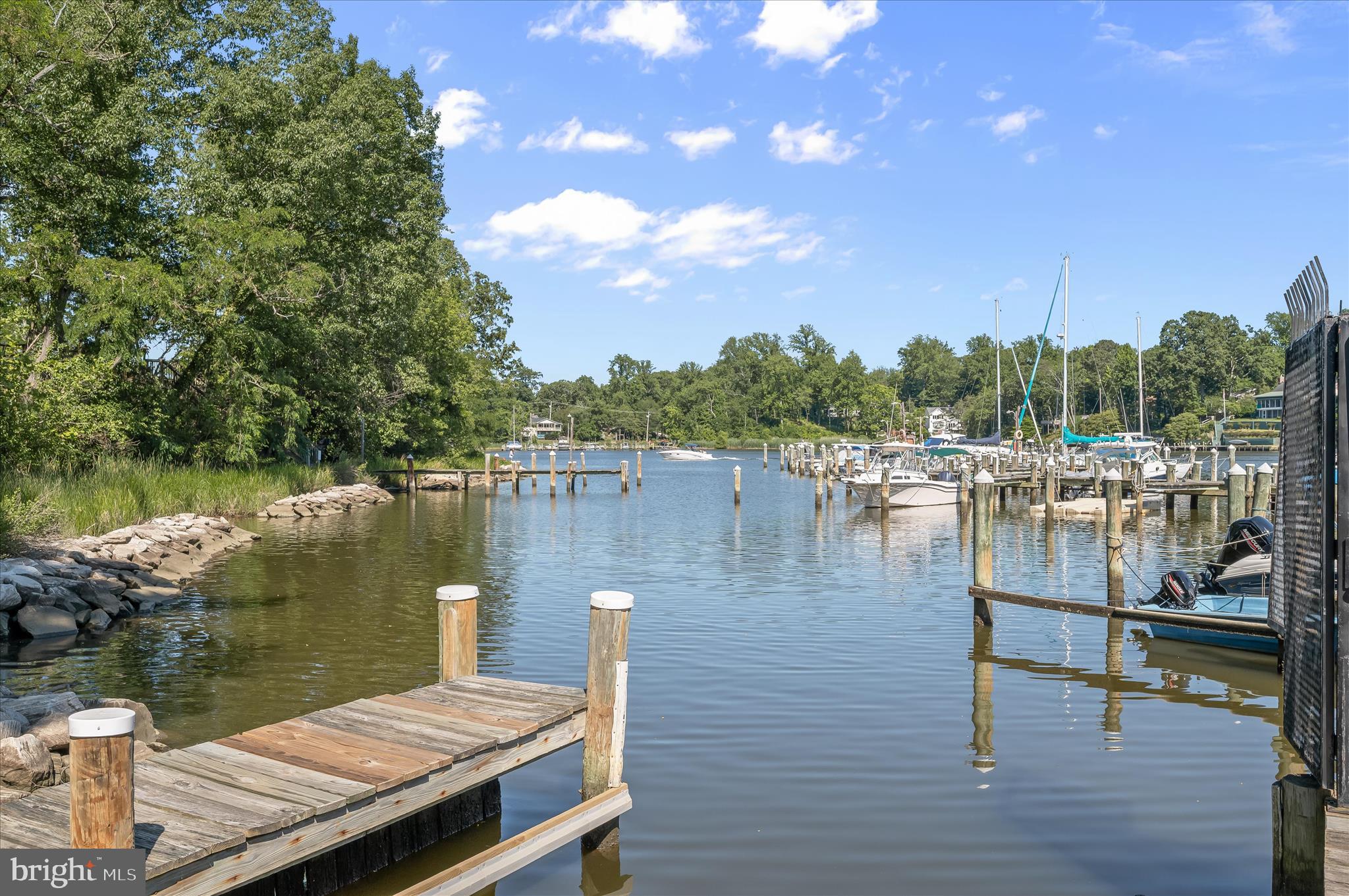 ANNAPOLIS LANDING - Residential