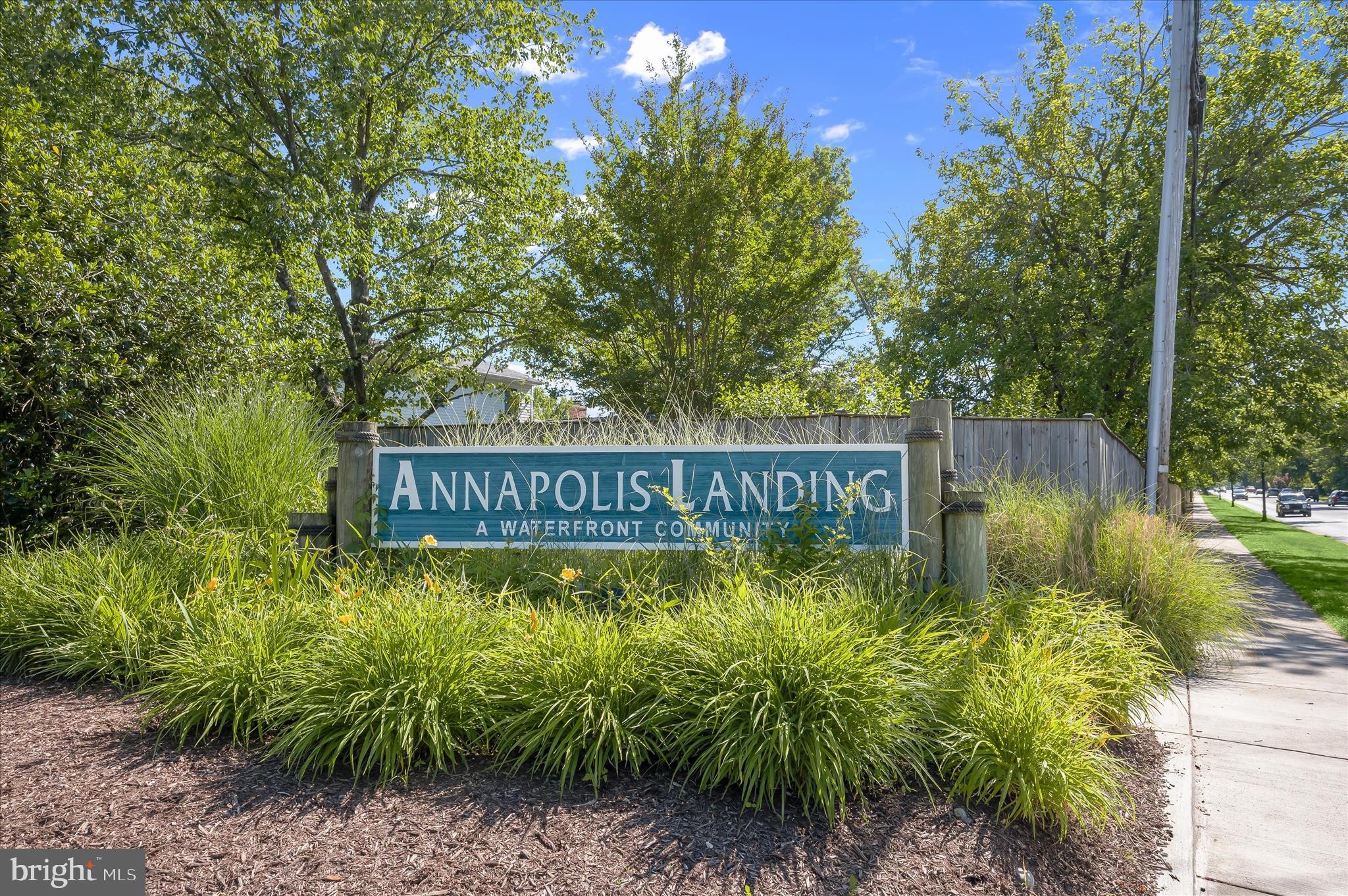 ANNAPOLIS LANDING - Residential