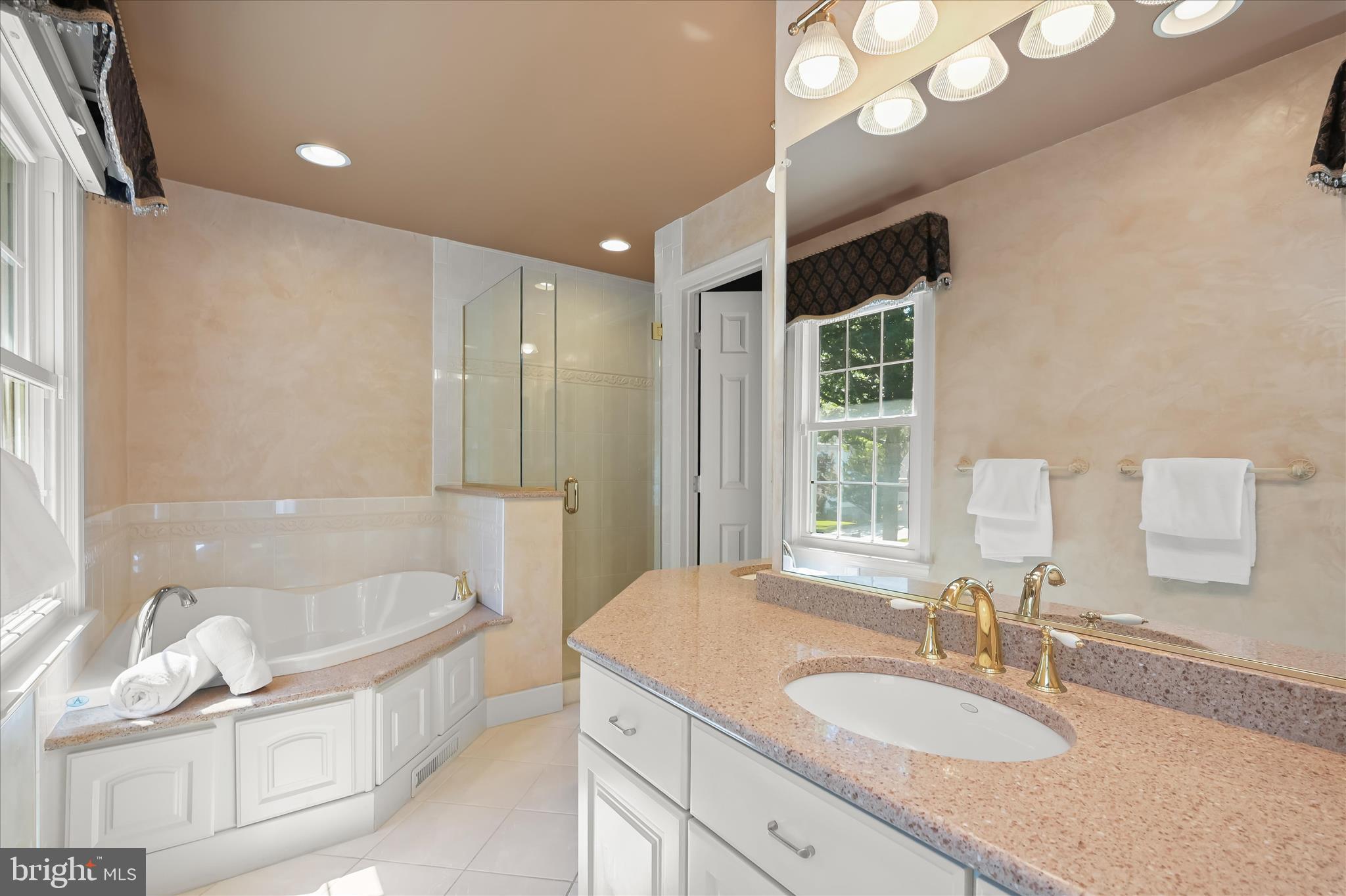 ANNAPOLIS LANDING - Residential