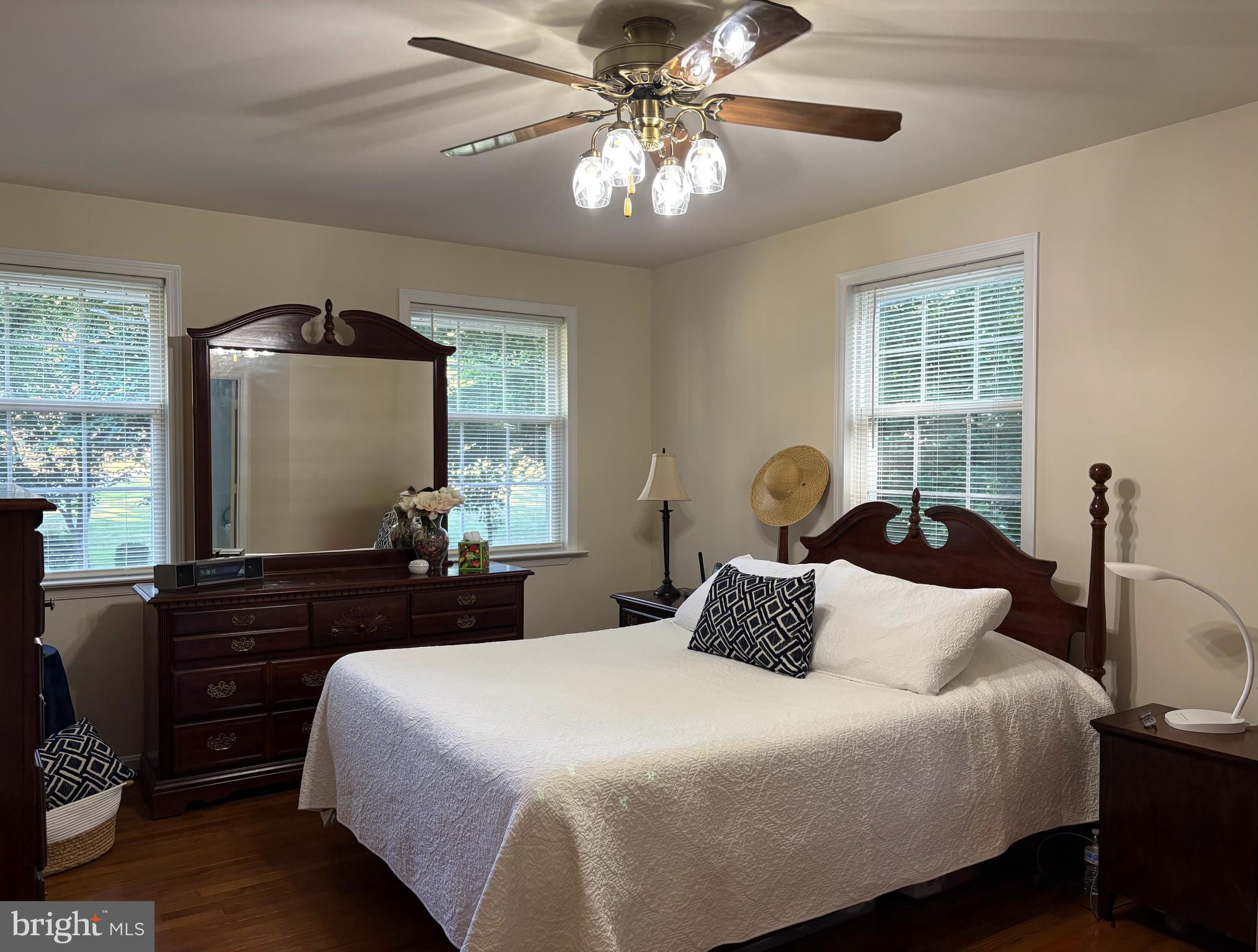 BREEZY KNOLL ESTATES - Residential