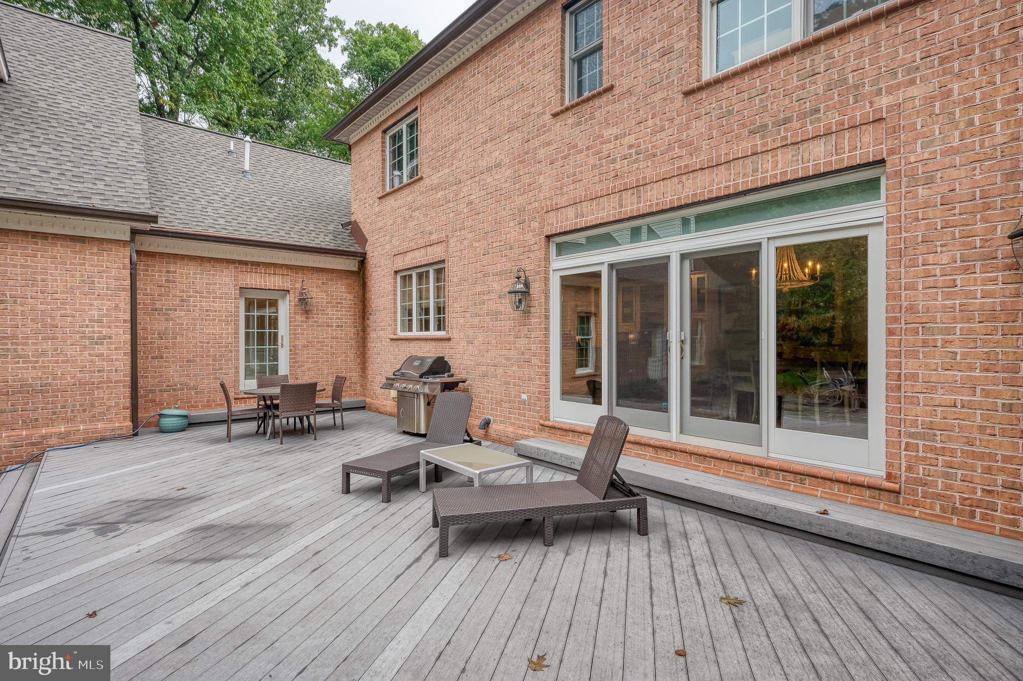CLOVERLAND FARMS - Residential