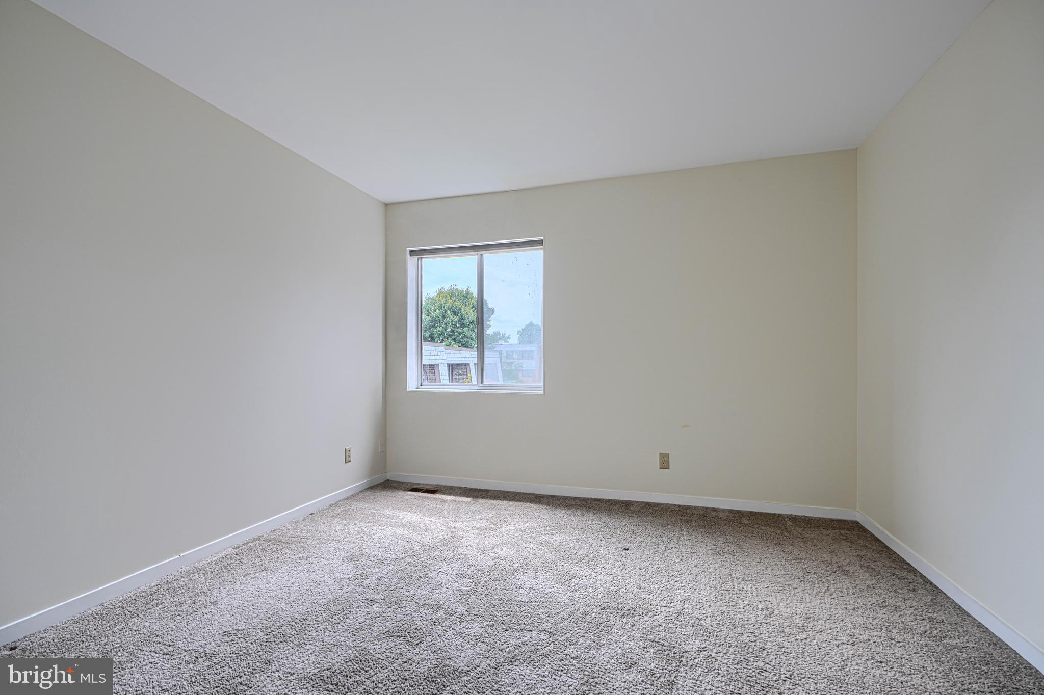 PIKESVILLE - Residential