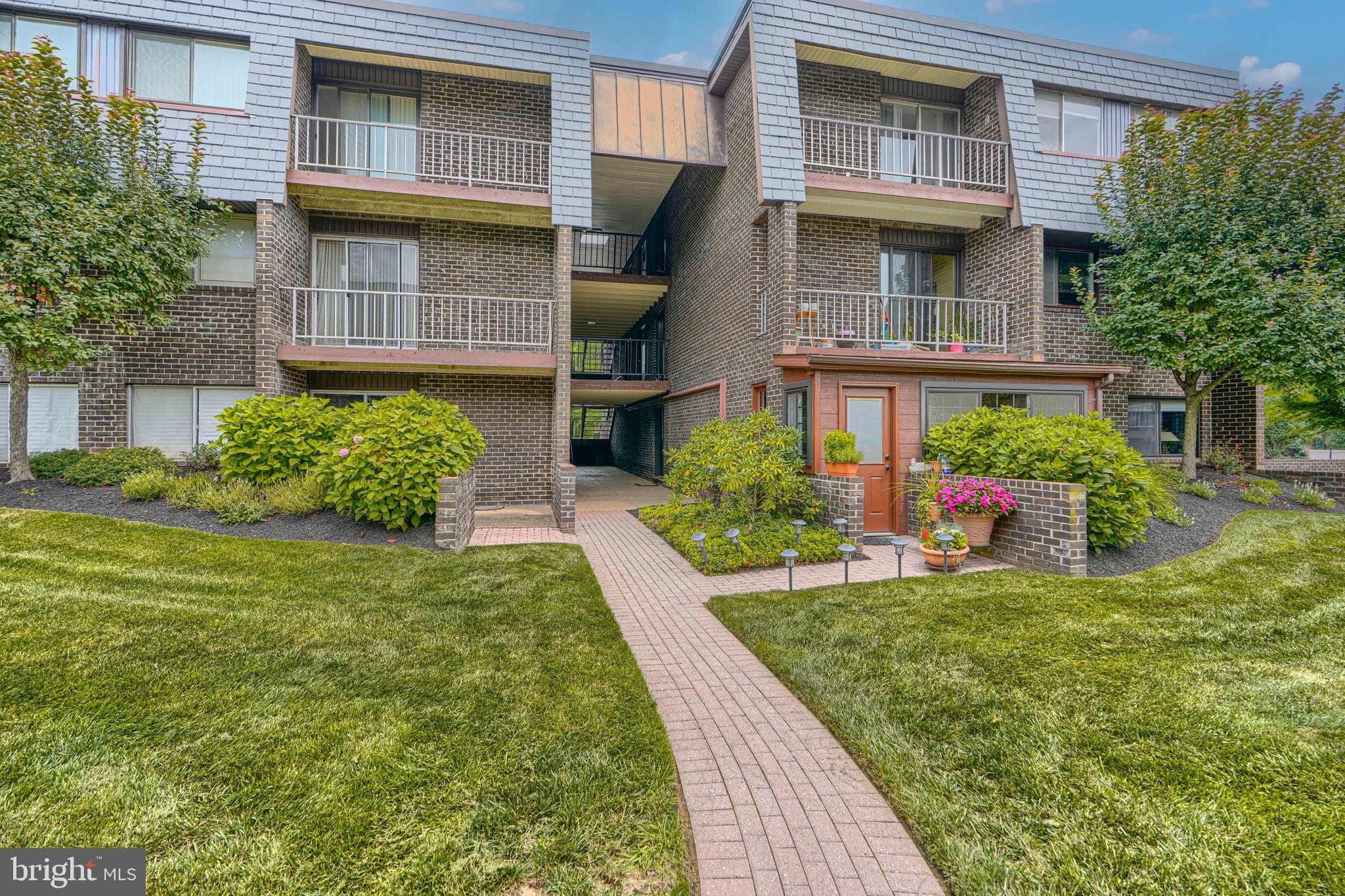 PIKESVILLE - Residential