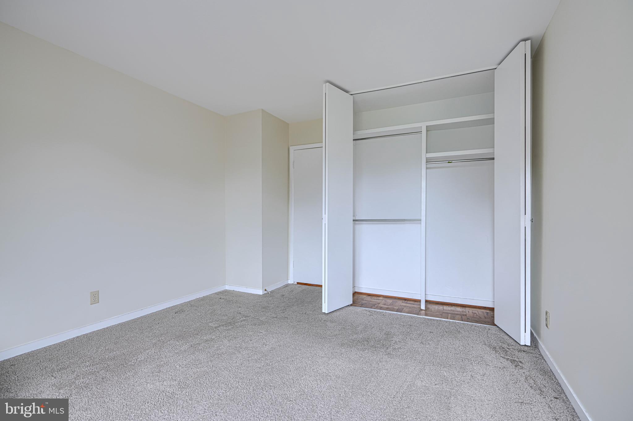 PIKESVILLE - Residential