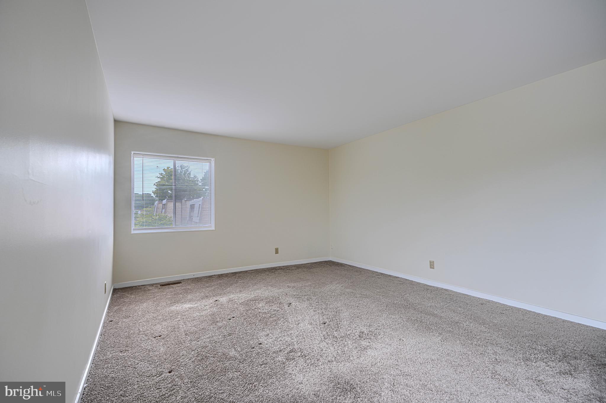 PIKESVILLE - Residential