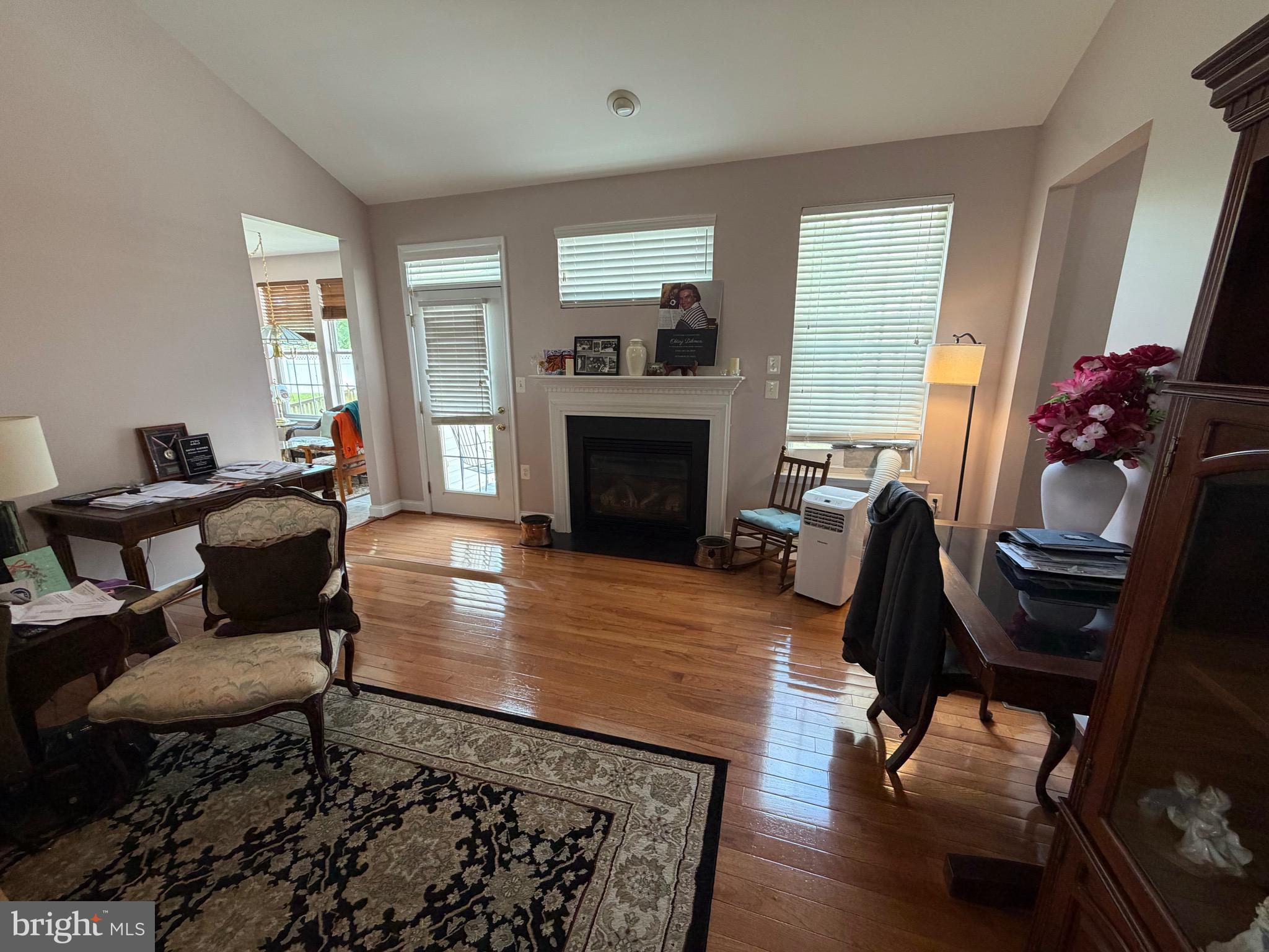 SOUTHERN HILLS - Residential