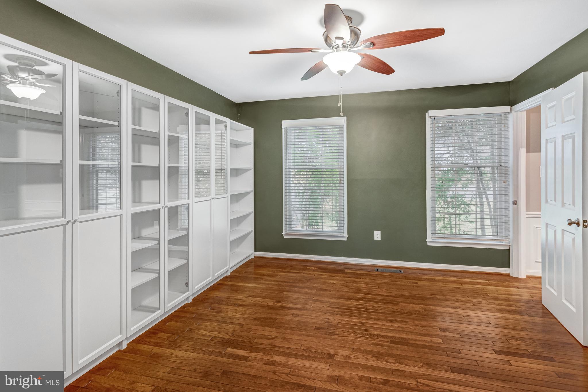 LAKE RIDGE - Residential Lease