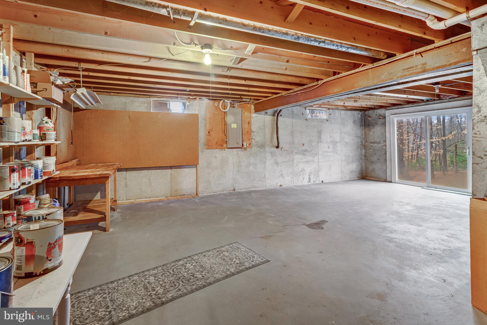 LAKE RIDGE - Residential Lease