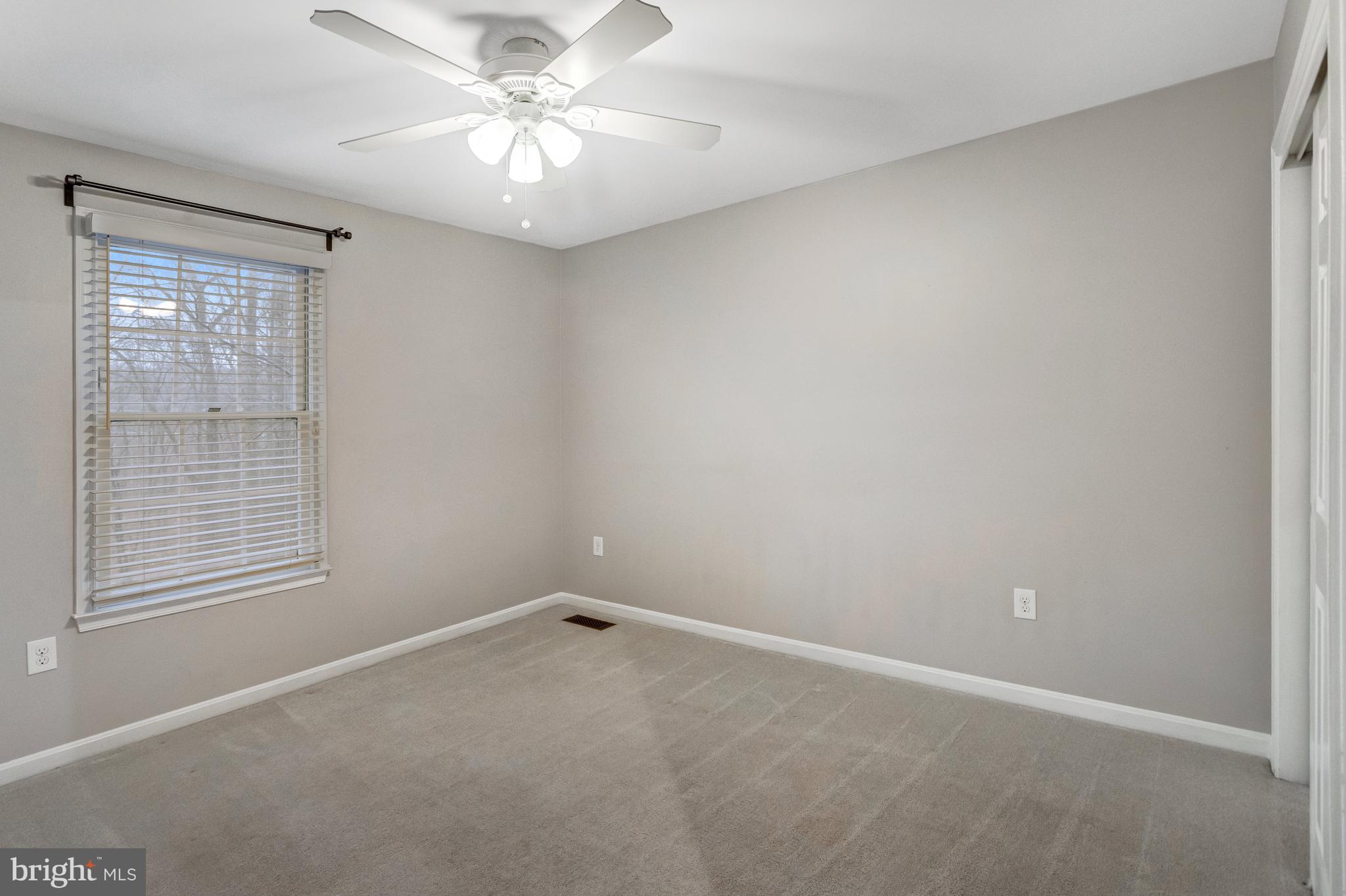 LAKE RIDGE - Residential Lease