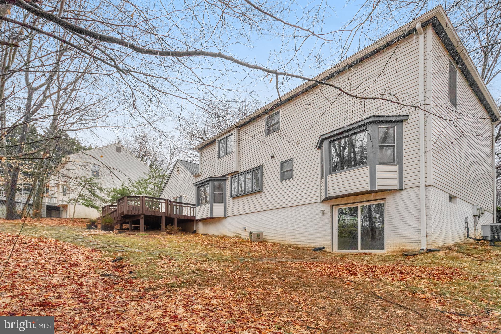 LAKE RIDGE - Residential Lease