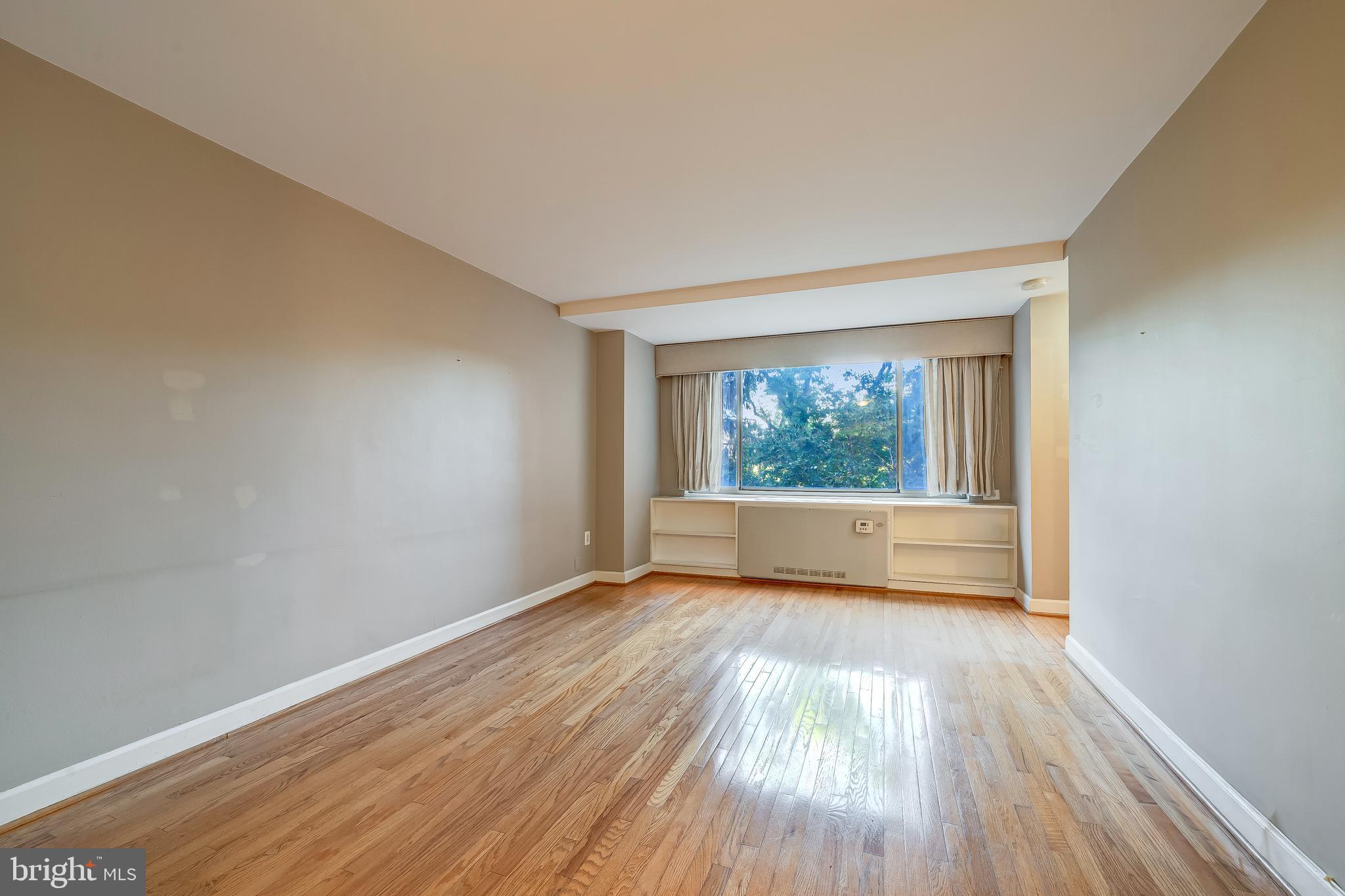 RIVER PLACE - Residential