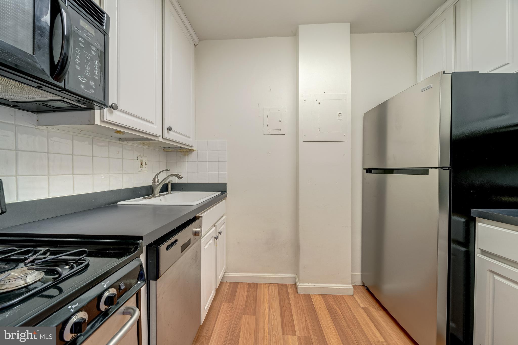 RIVER PLACE - Residential