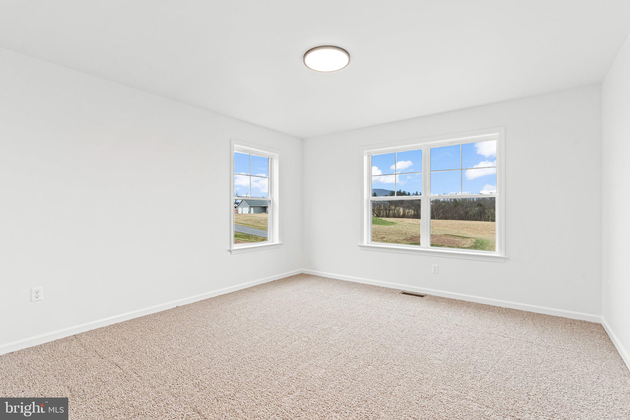 MOUNTAIN VIEW - Residential