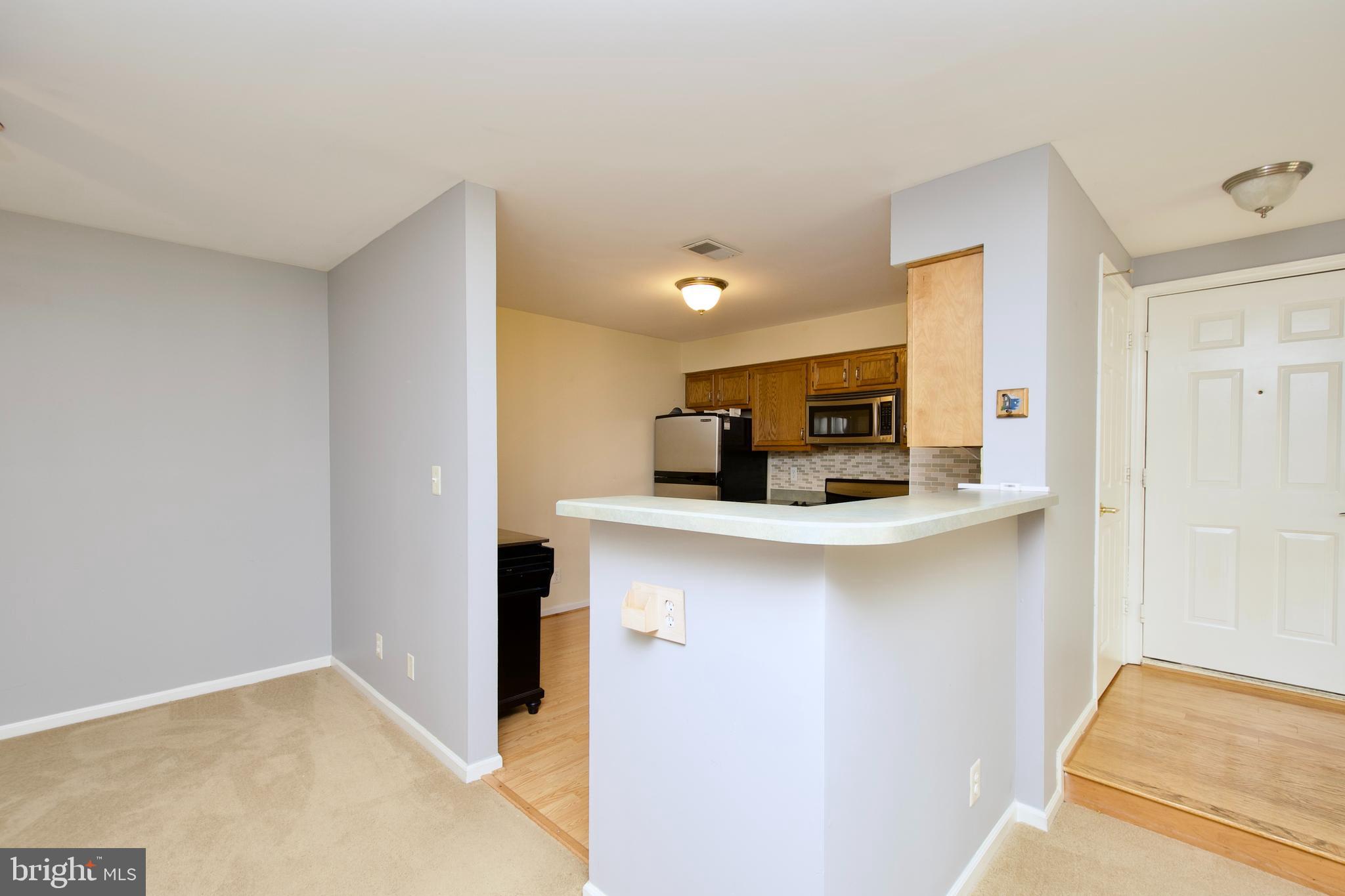 STRATFORD PLACE AT KINGS - Residential Lease