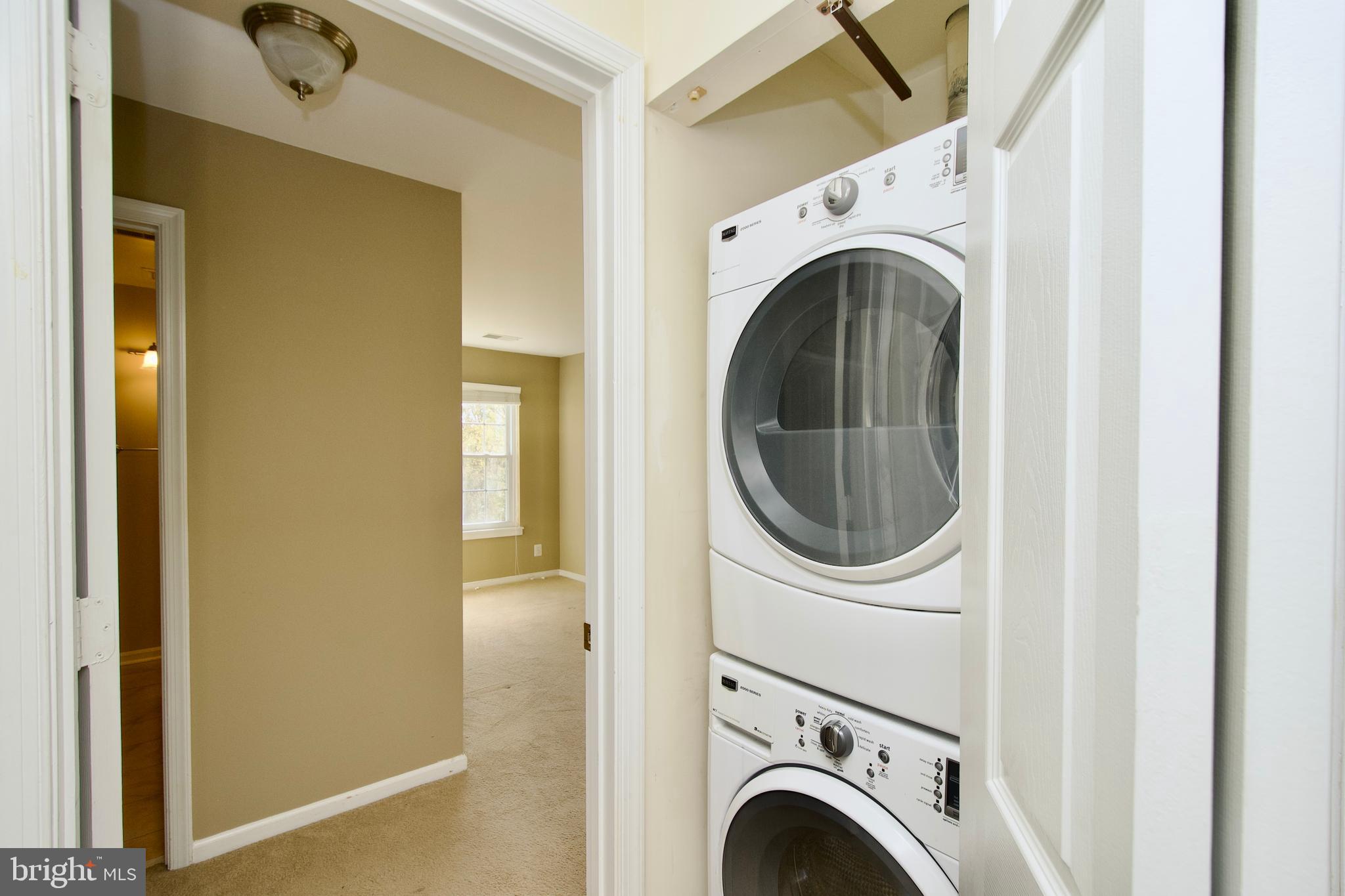 STRATFORD PLACE AT KINGS - Residential Lease