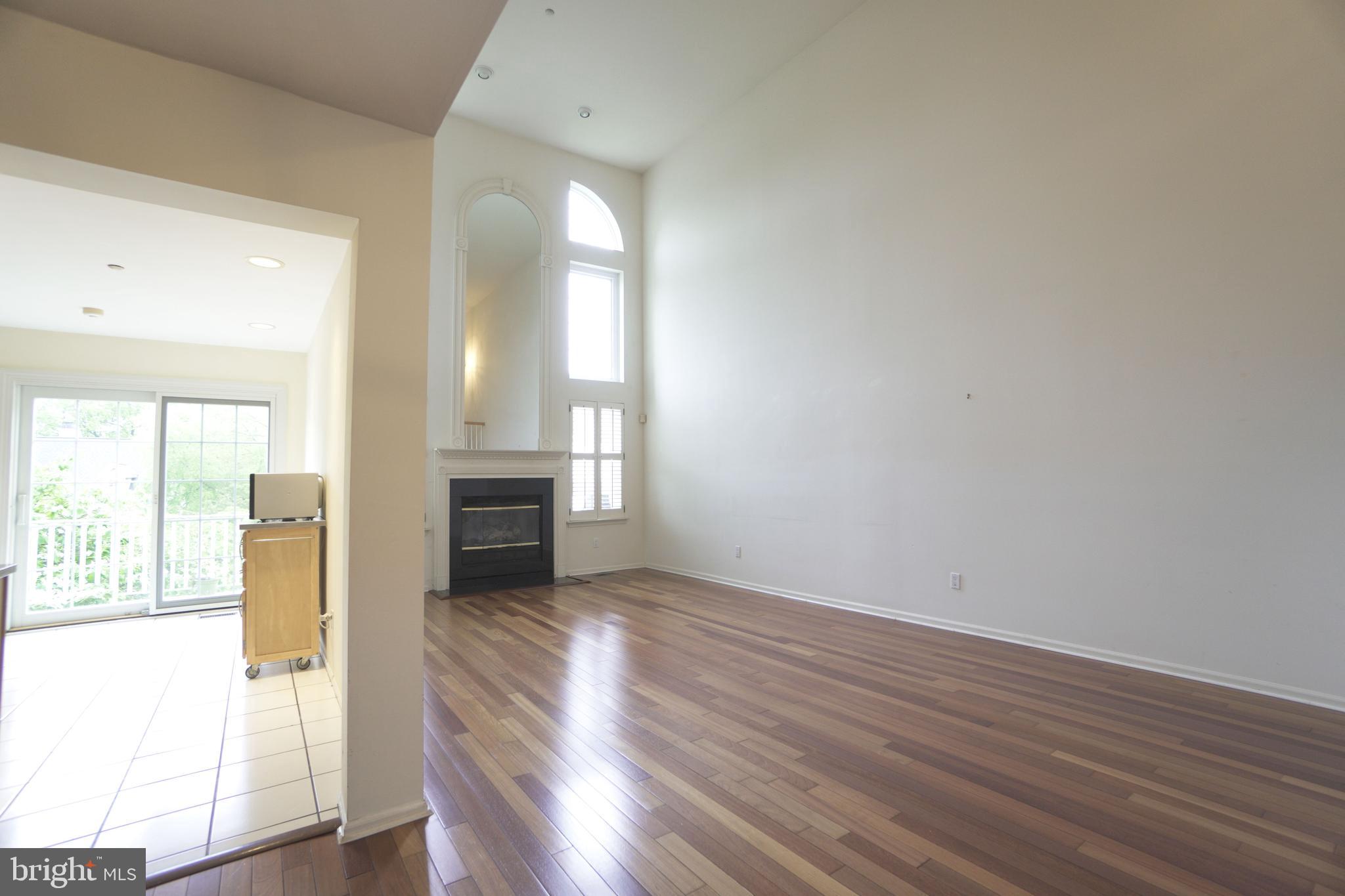 REBEL HILL - Residential Lease