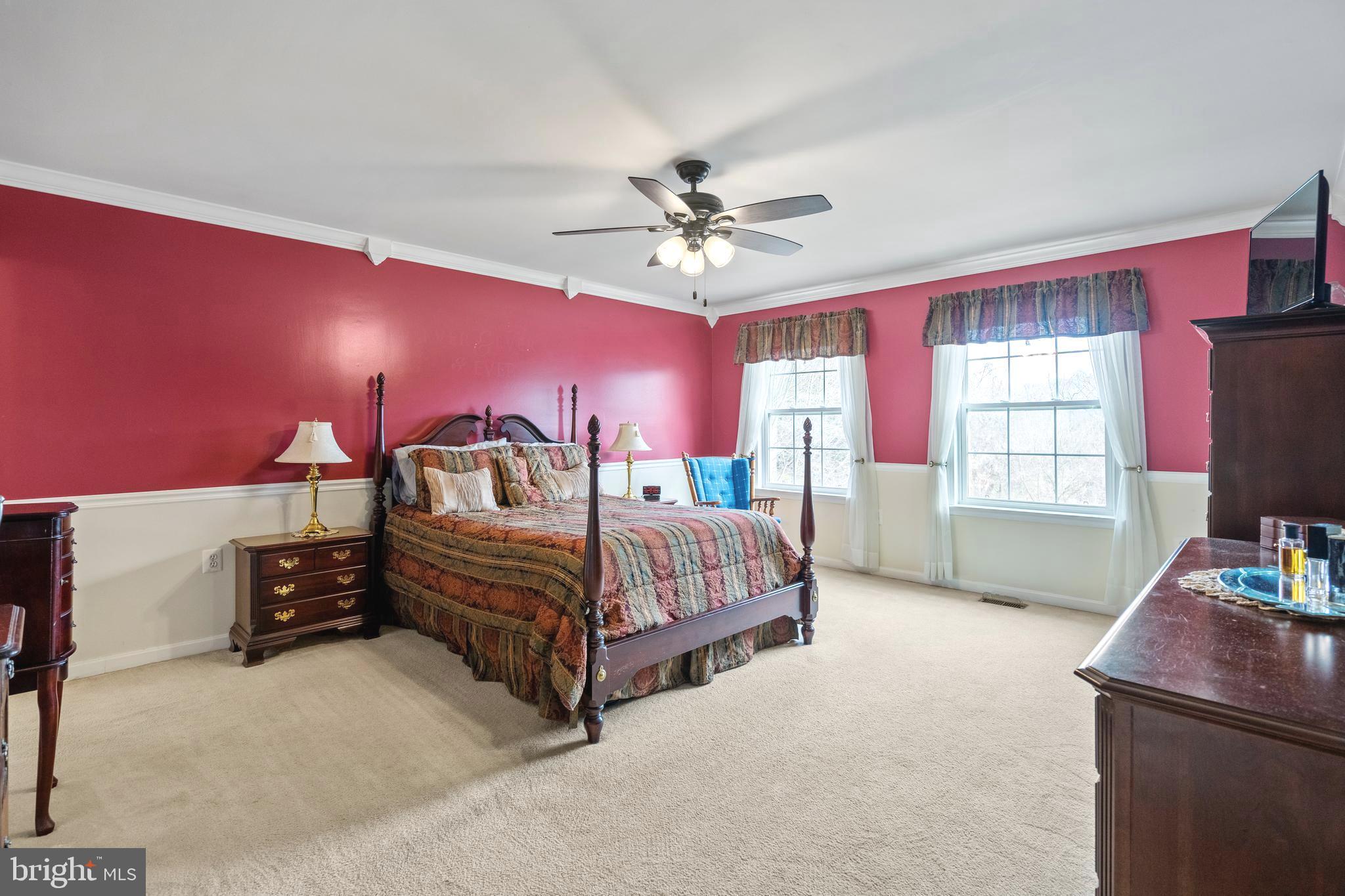 HUNTERS CROSSING - Residential