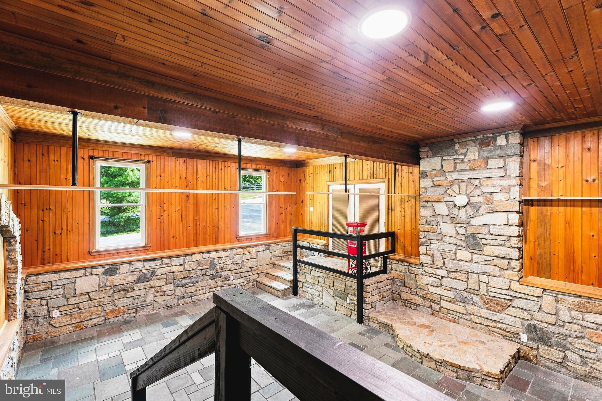 COCKEYSVILLE/HUNT VALLEY - Residential