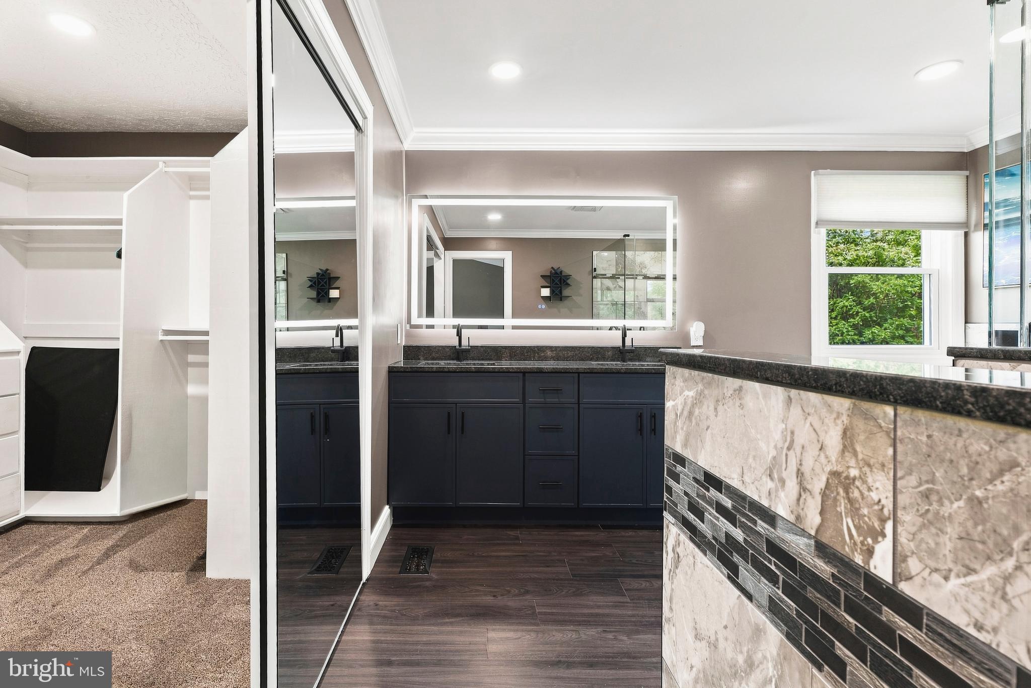 COCKEYSVILLE/HUNT VALLEY - Residential