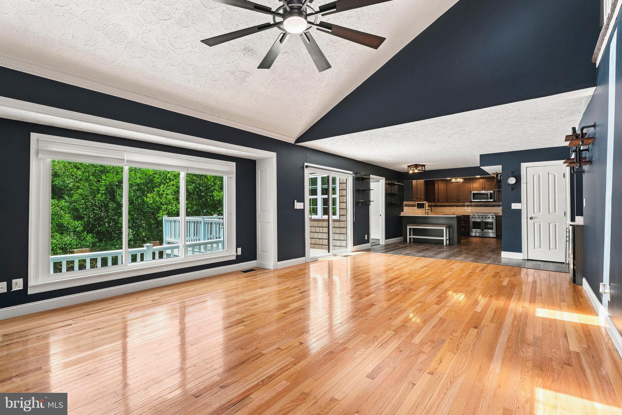 COCKEYSVILLE/HUNT VALLEY - Residential