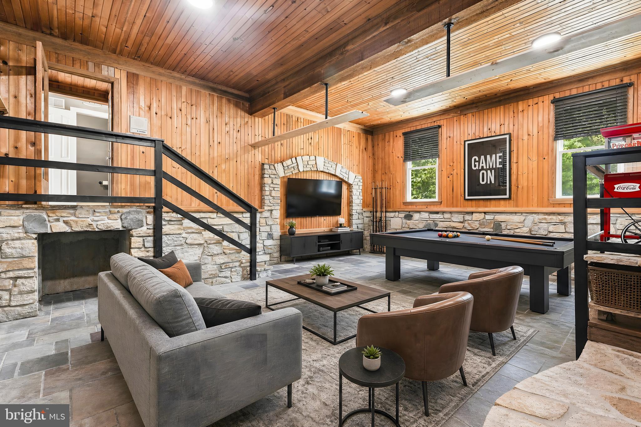 COCKEYSVILLE/HUNT VALLEY - Residential