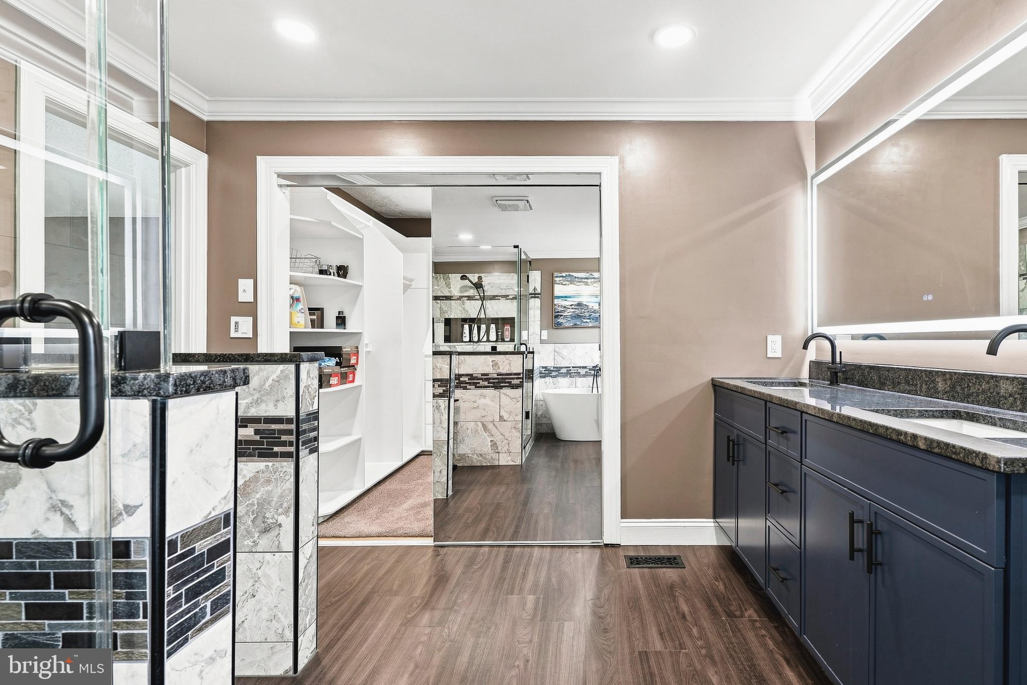 COCKEYSVILLE/HUNT VALLEY - Residential