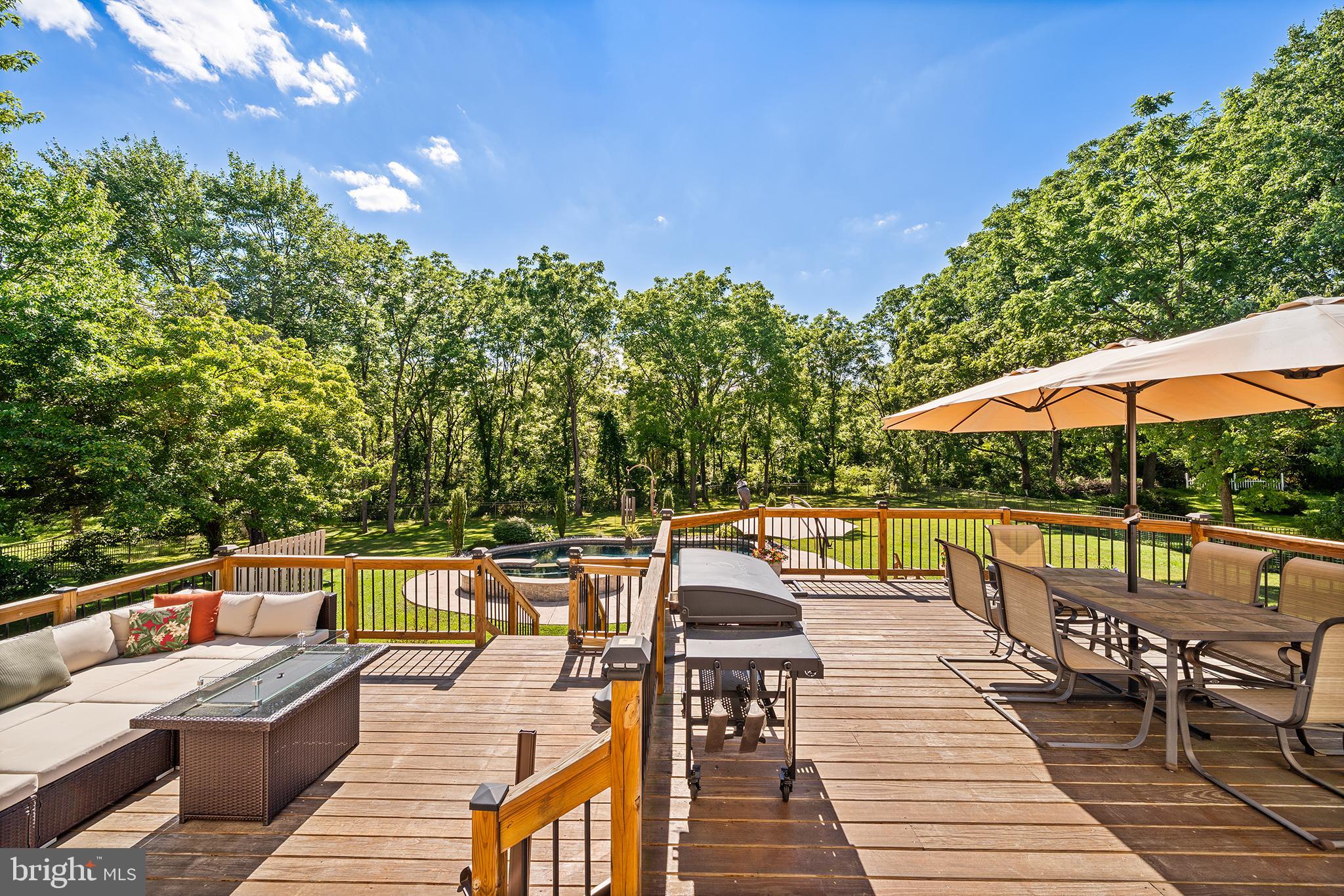 ARBOR LANE ESTATES - Residential