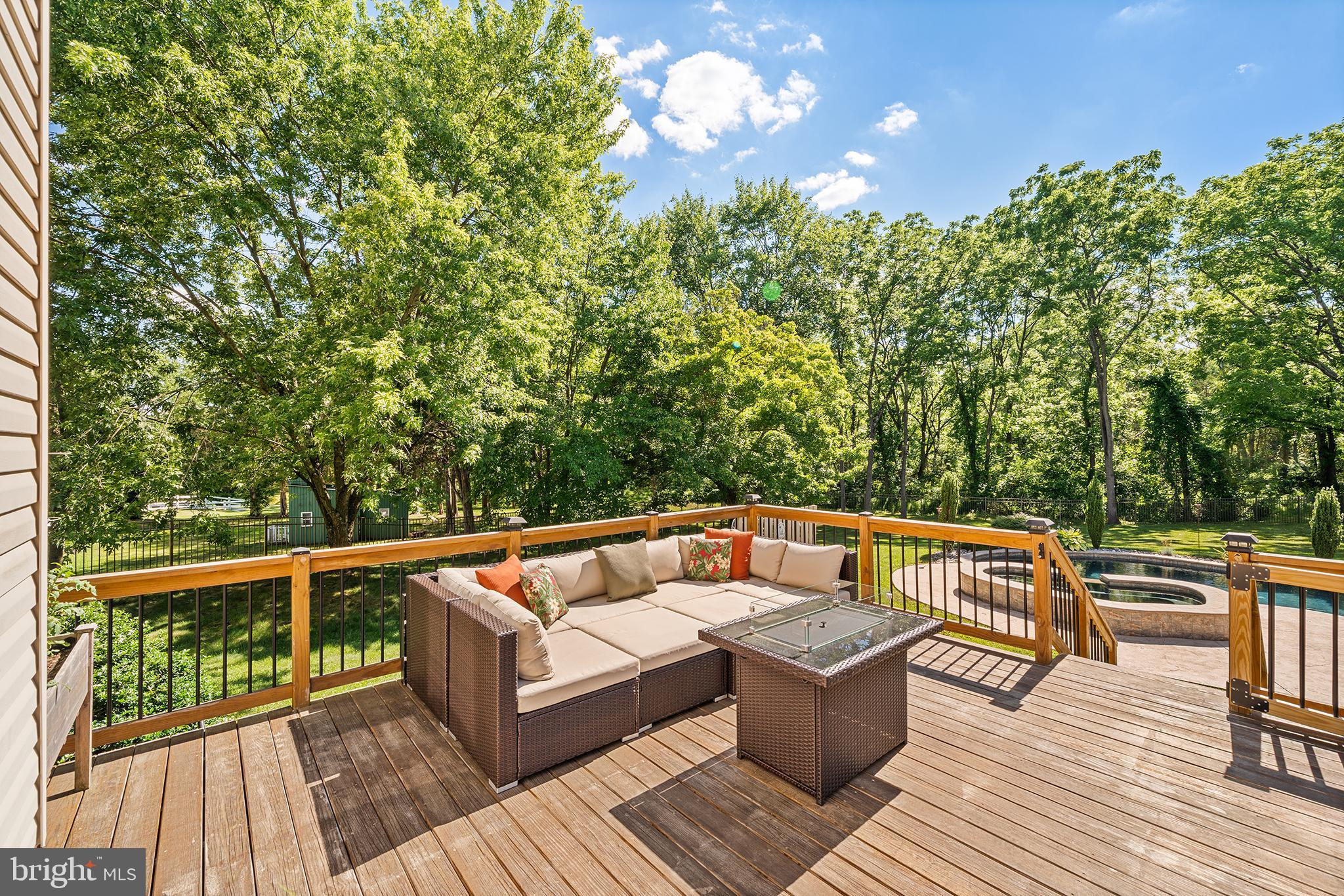 ARBOR LANE ESTATES - Residential
