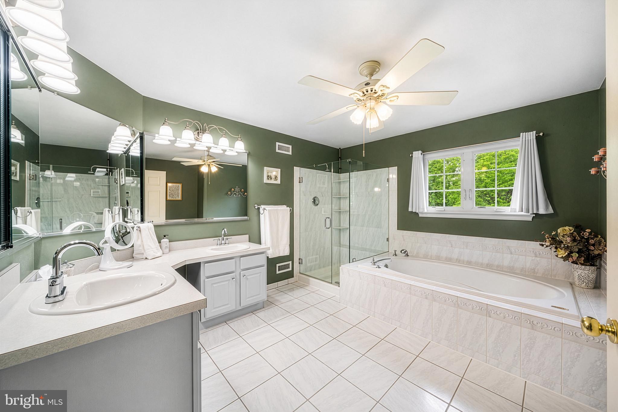 ARBOR LANE ESTATES - Residential