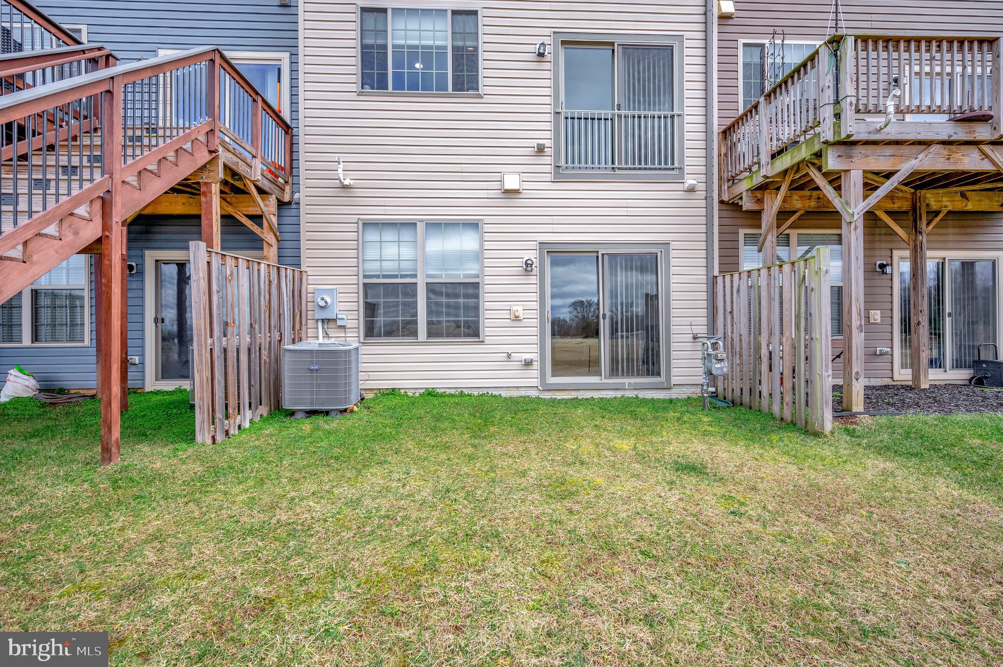 NEW POST ON THE RAPPAHANNOCK - Residential