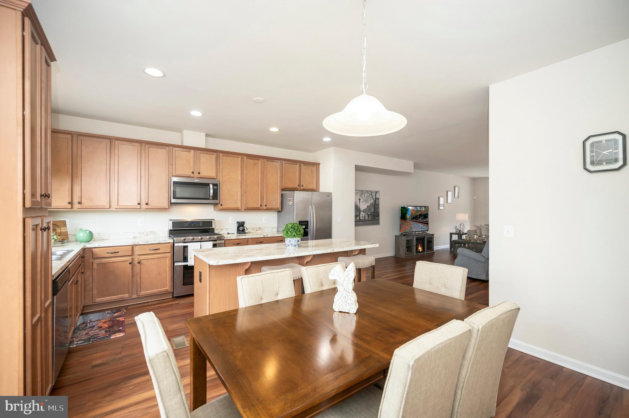 NEW POST ON THE RAPPAHANNOCK - Residential