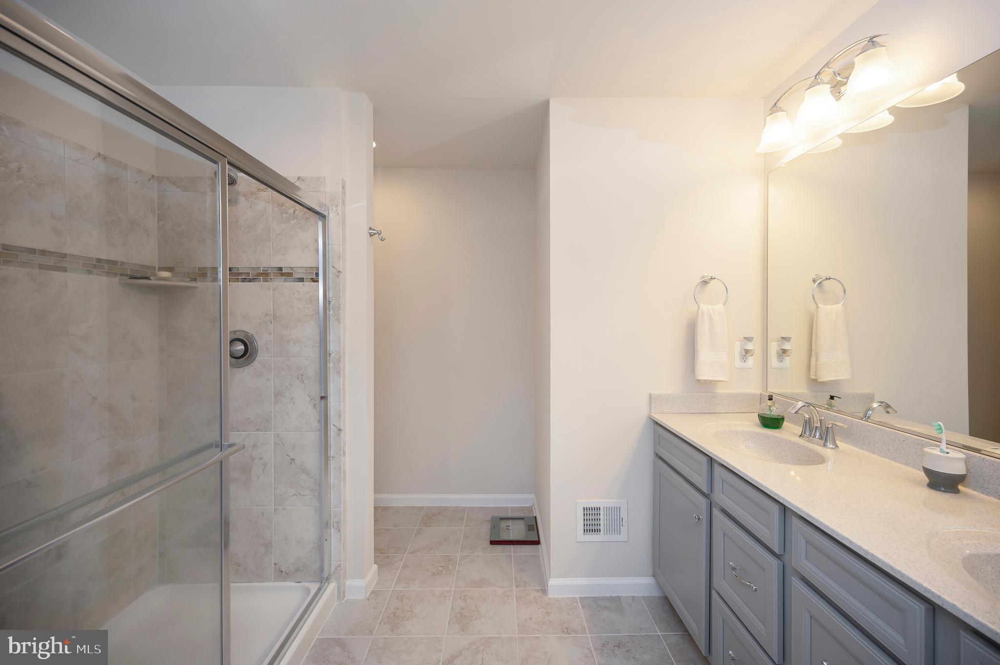 NEW POST ON THE RAPPAHANNOCK - Residential