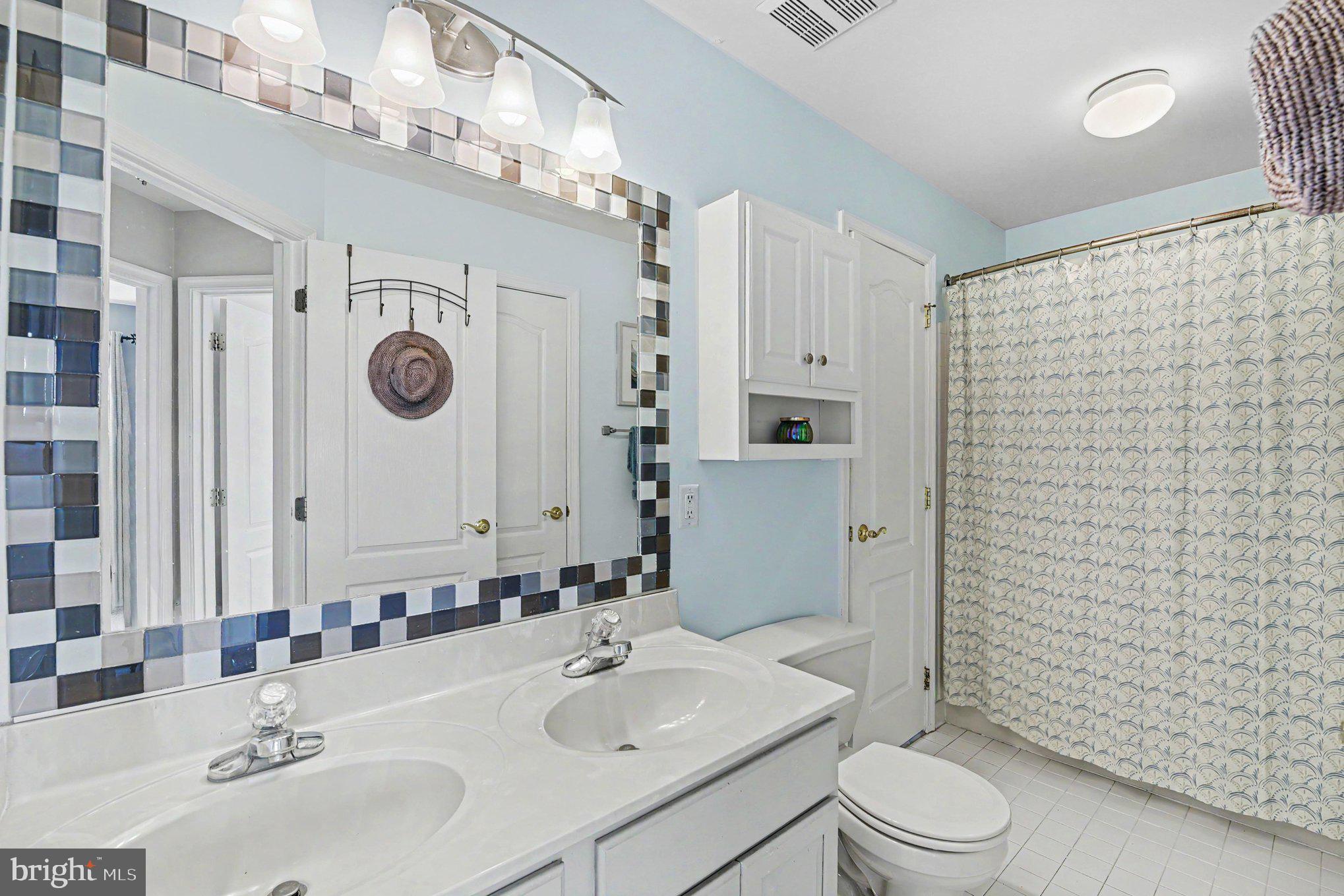 MONMOUTH MEADOWS - Residential