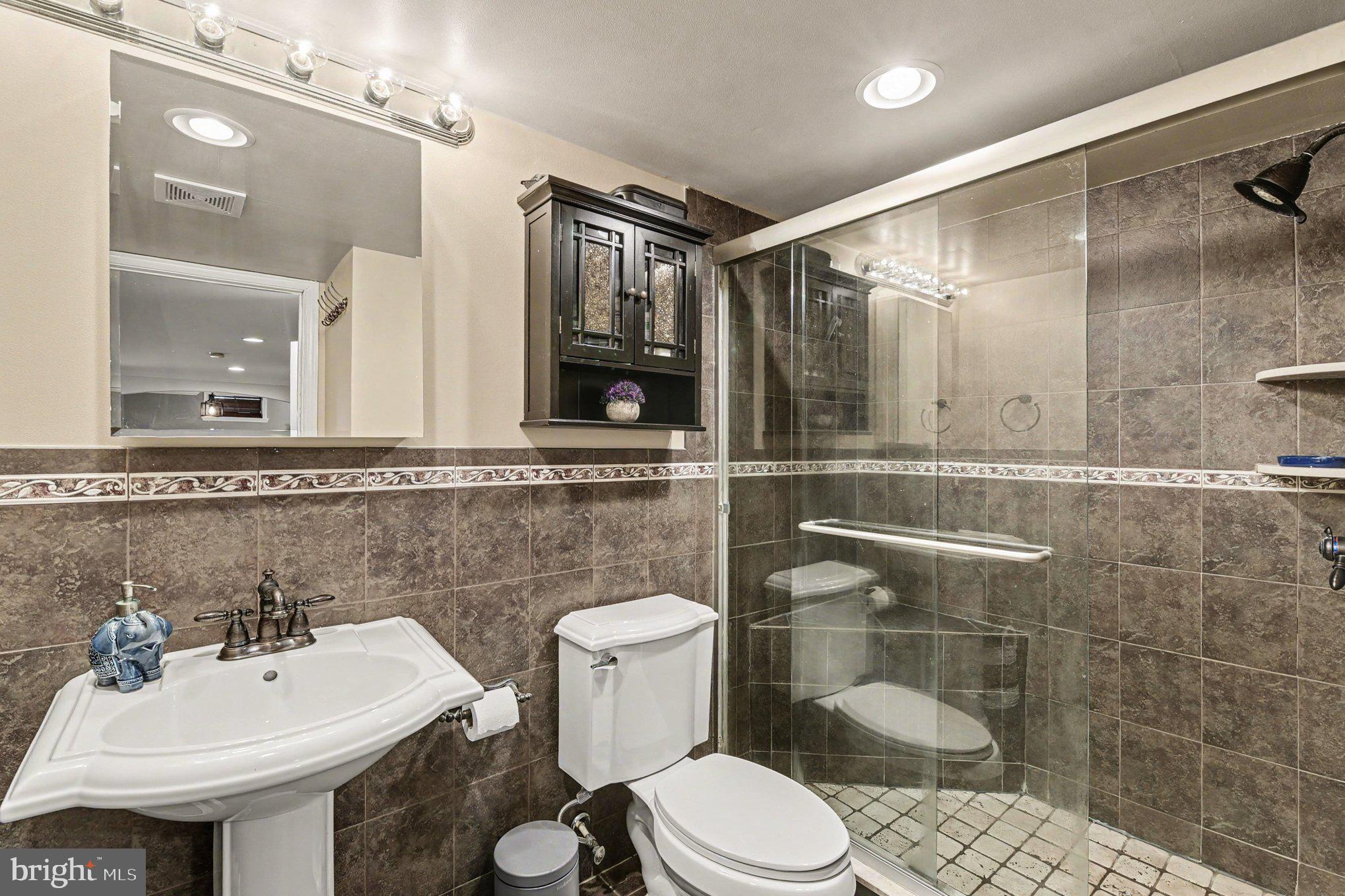 MONMOUTH MEADOWS - Residential