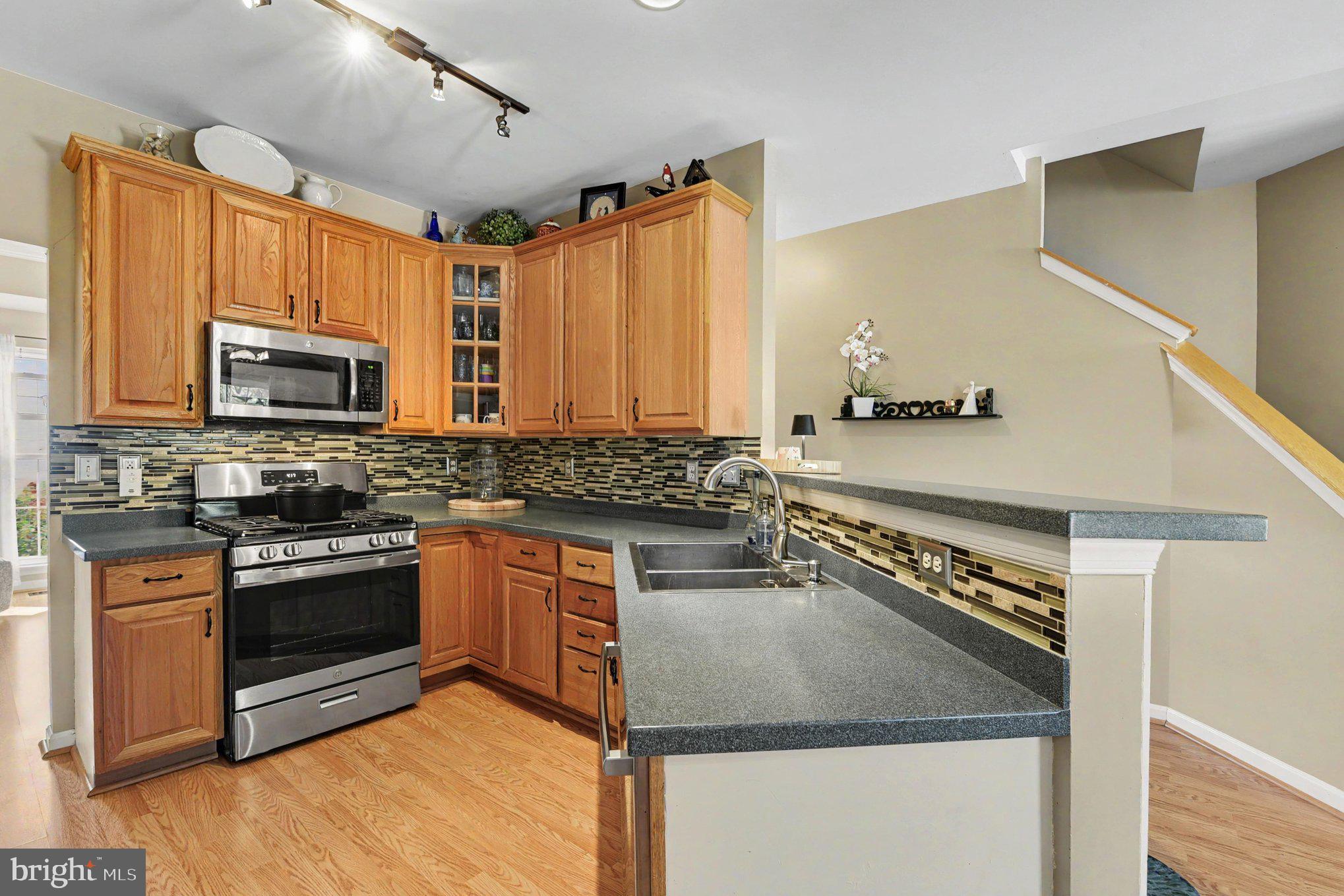 MONMOUTH MEADOWS - Residential