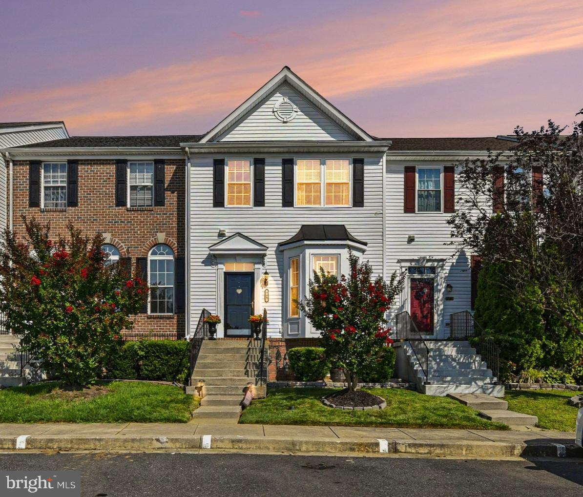 Spanning three levels with a spacious bump out, this gorgeous home offers generous square footage and a layout perfect for entertaining! The main level features decorative columns and crown molding throughout a large living room, dining area, den, and kitchen boasting upgraded counters, 42-inch cabinets, custom backsplash, and stainless steel appliances. Upstairs, the master suite offers a private sitting room, two walk-in closets, and access to a full bath. You'll also find two additional spacious bedrooms. The finished lower level expands the living space even further with a large family room, wet bar, and versatile bonus room ideal for a home office or den, plus a beautifully updated full bathroom. Step outside to a fenced backyard with a large patio, perfect for relaxing or entertaining.

Major updates include: Roof (2016), Dishwasher, microwave, refrigerator (2016), Furnace (2019), Carpet (2020), AC unit (2020), Windows (2021), Sump pump (2025), Backyard Fence (2026), Oven (2026) and more!