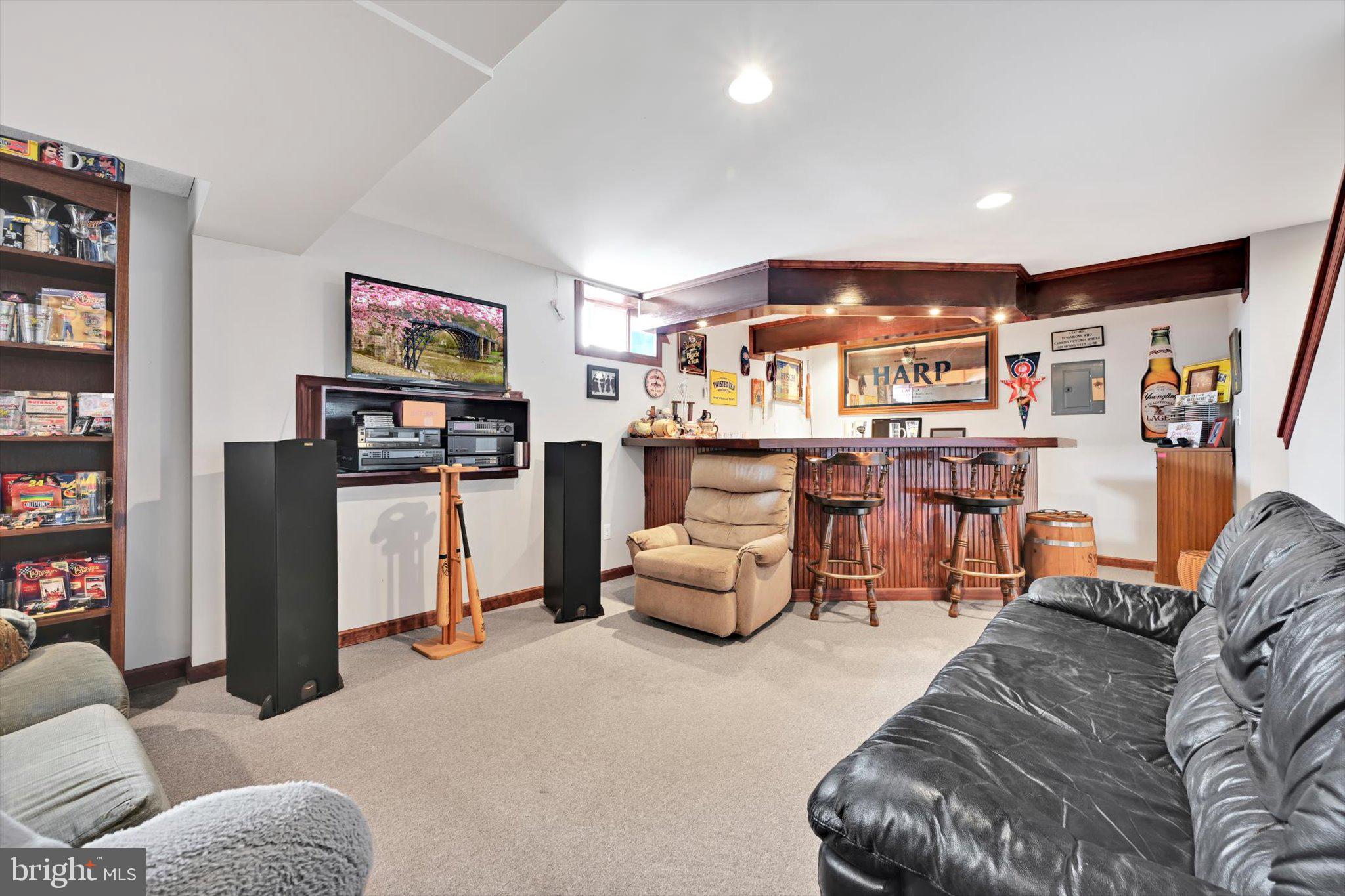 SUNNYSIDE - Residential