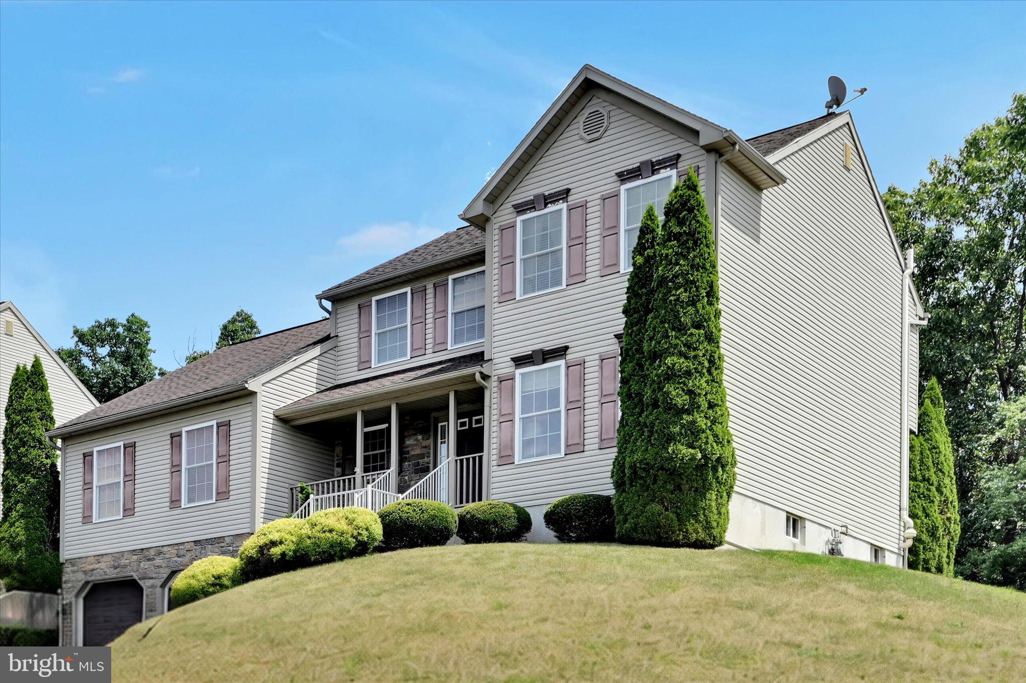 SUNNYSIDE - Residential