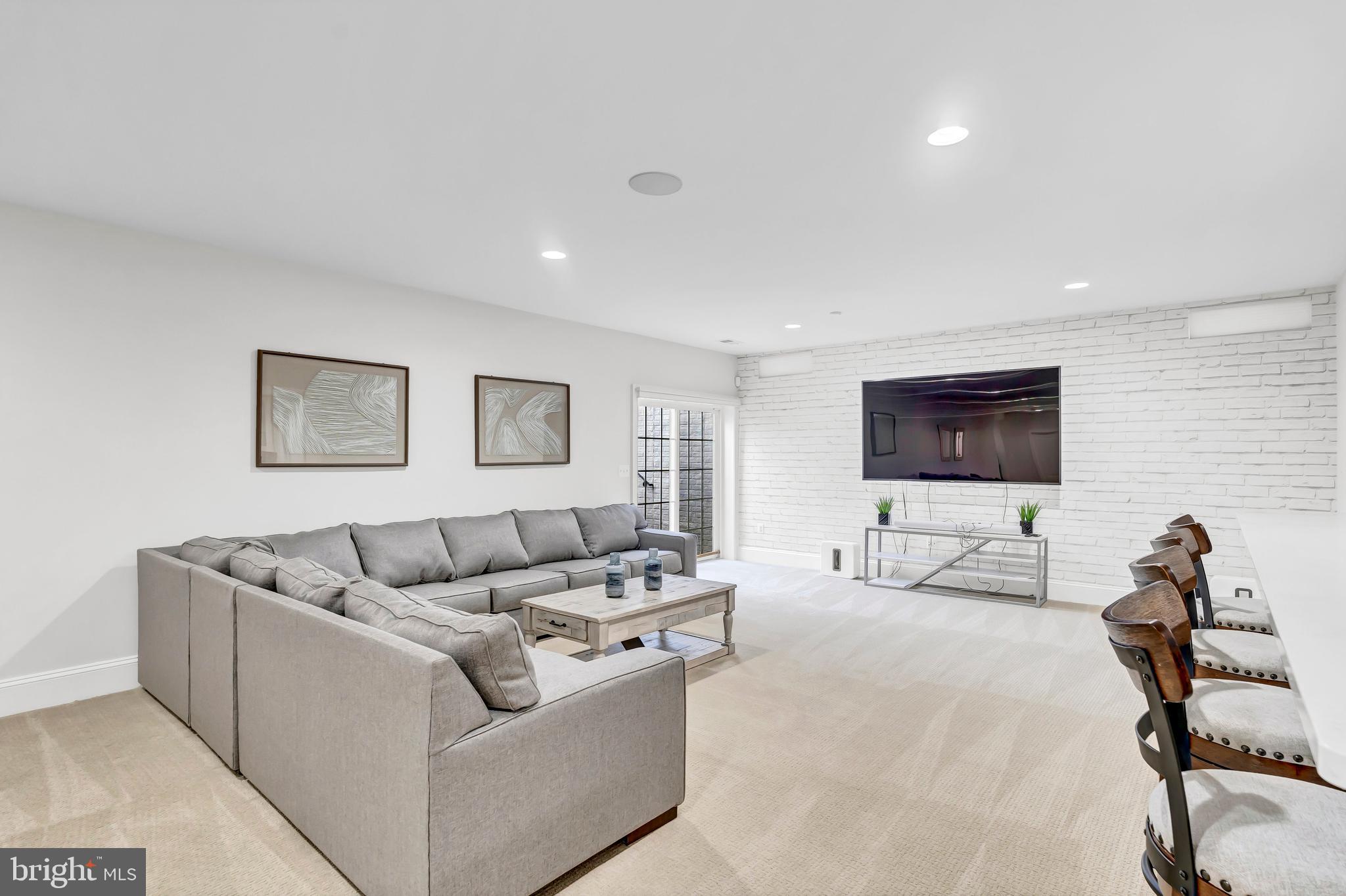 MCINTOSH - Residential