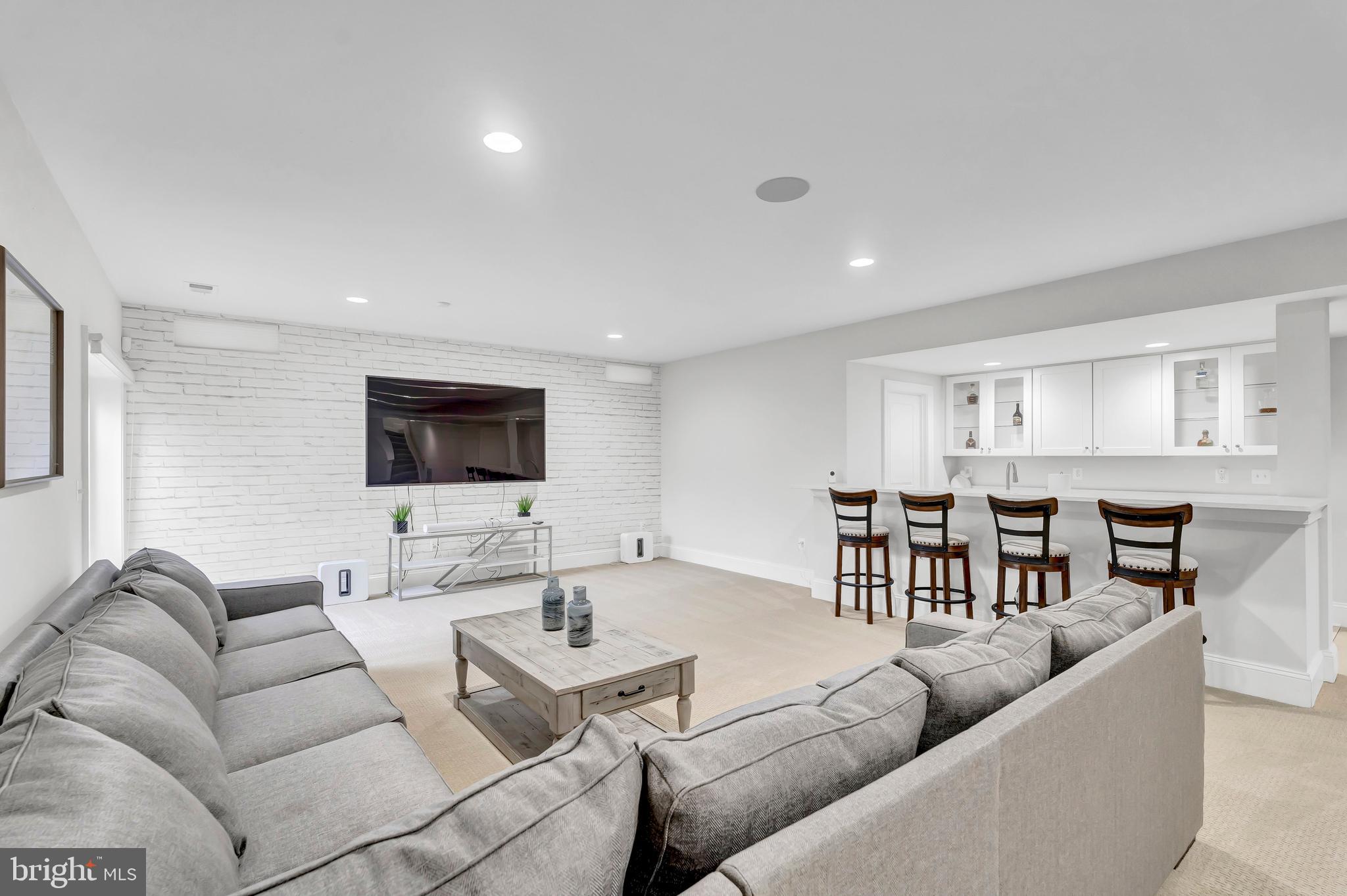 MCINTOSH - Residential