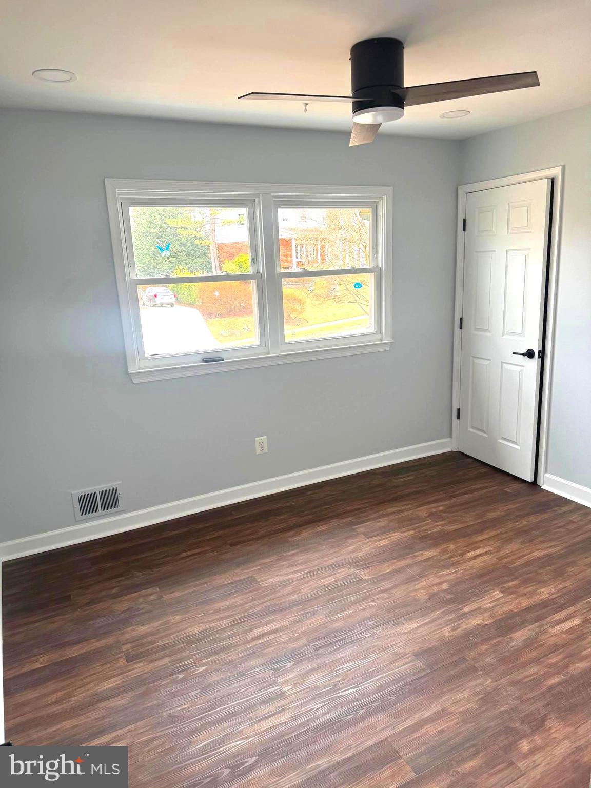ROLLING VALLEY - Residential
