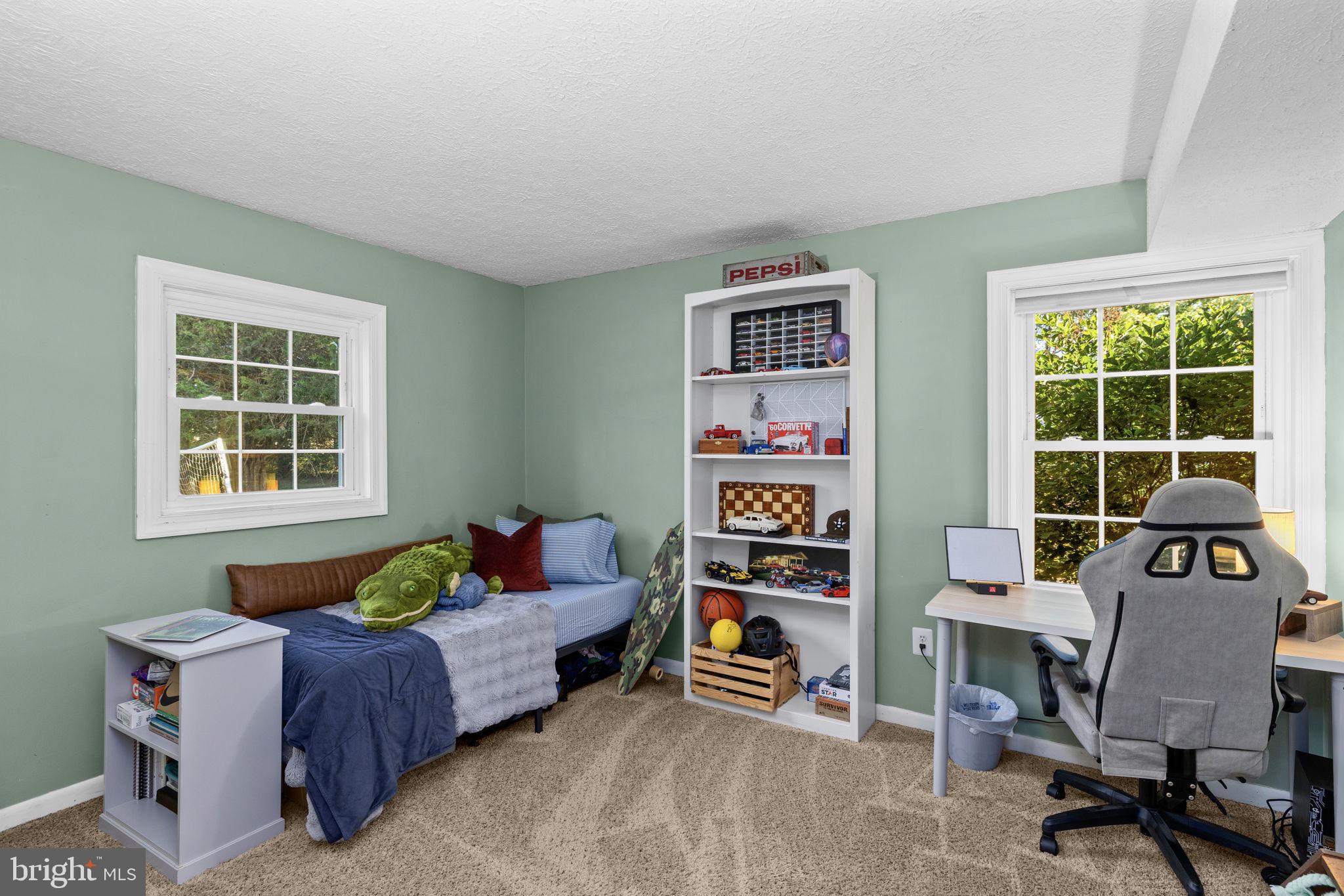 TARA WOODS - Residential