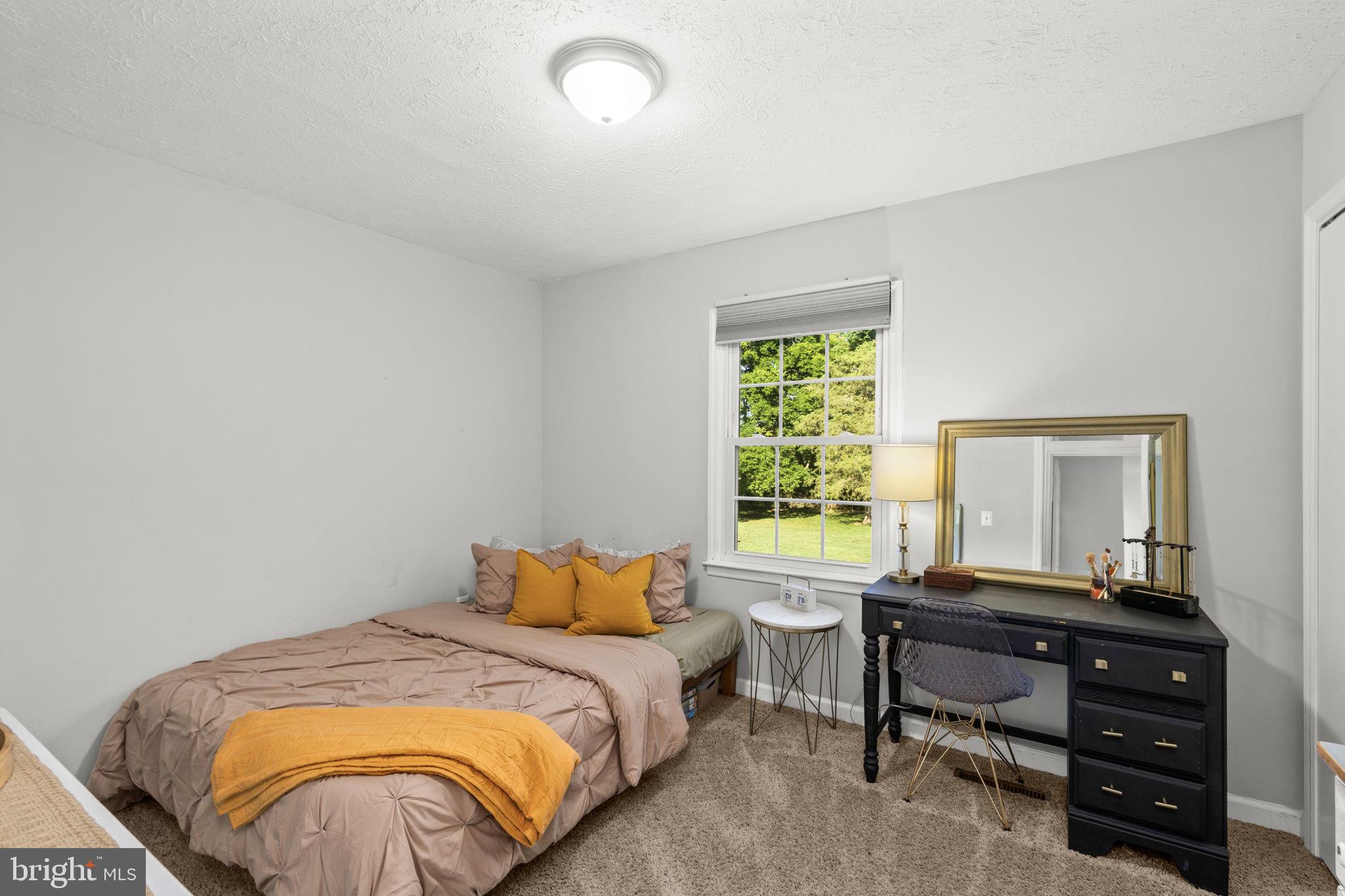 TARA WOODS - Residential